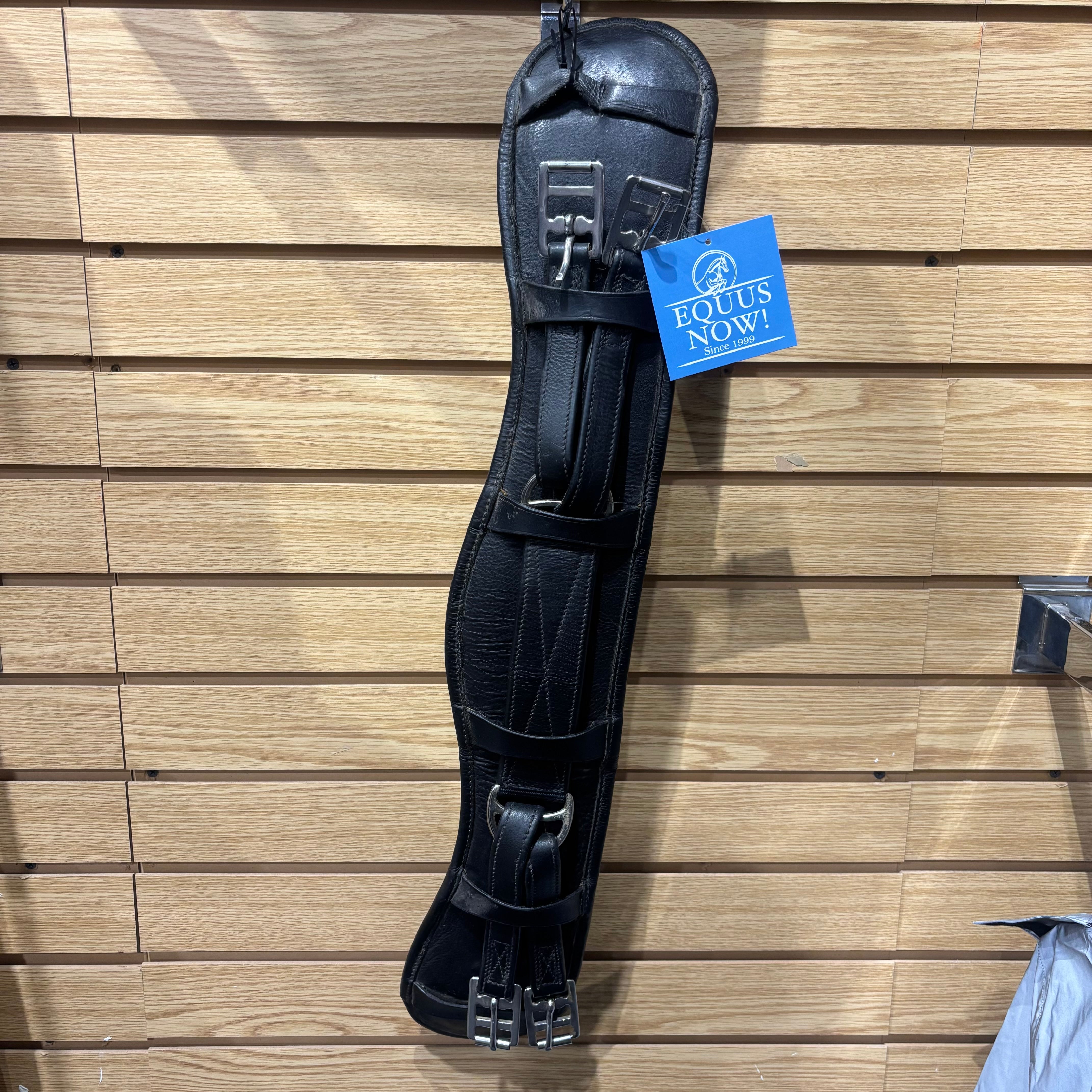 Used Black Nunn Finer Leather Girth