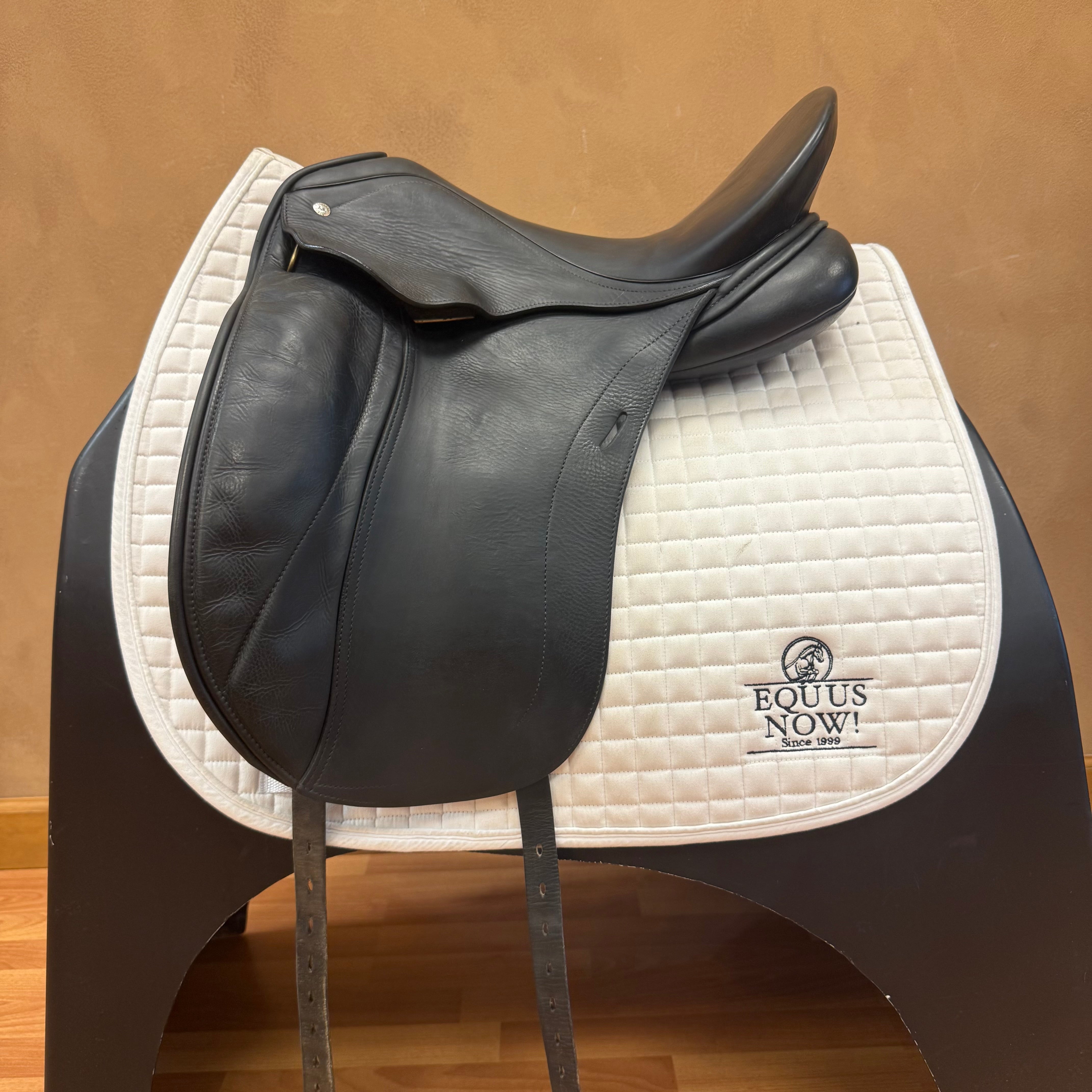 Used Schleese Custom Dressage Saddle 17" Medium Wide