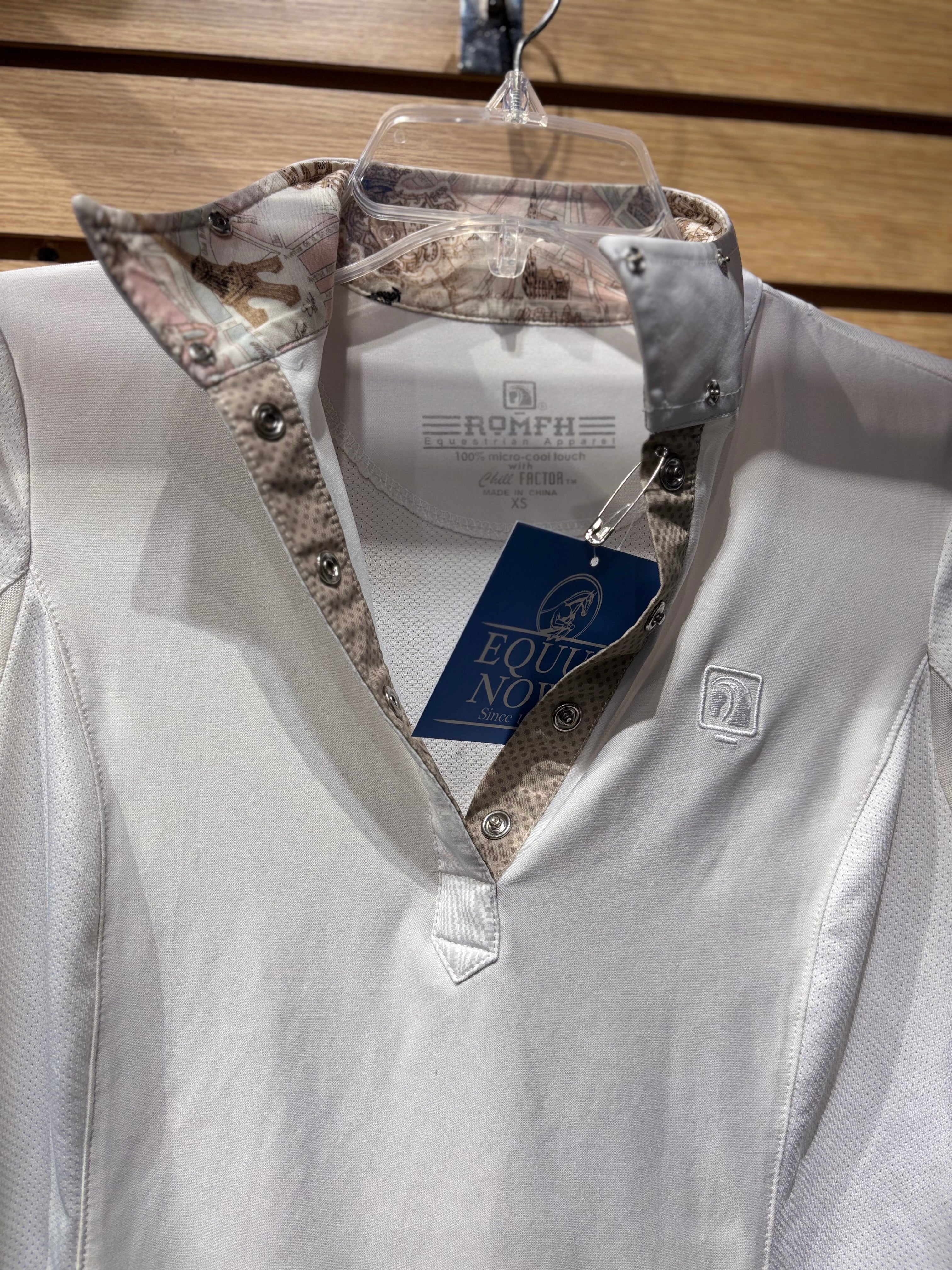 Used XS White Romfh Long Sleeve Show Shirt