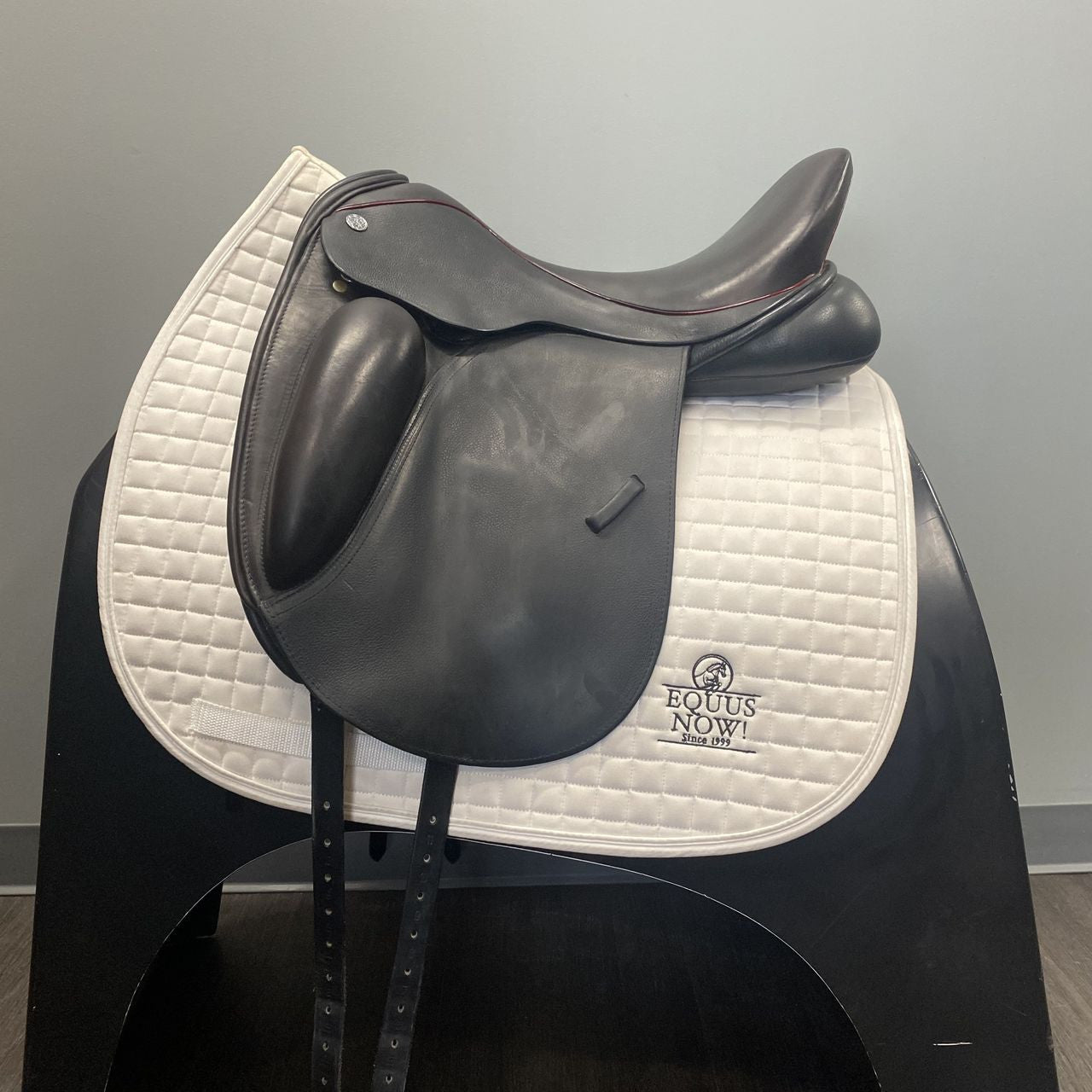 Used Trilogy Ethos Dressage Saddle Size 18" Medium Tree - sku to order - 4002903