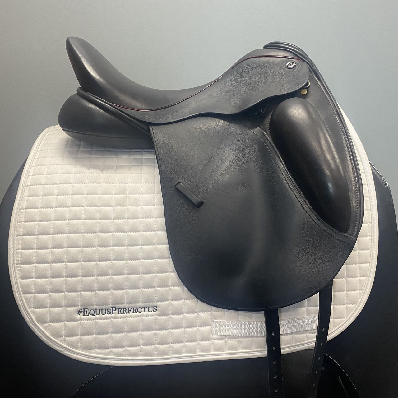 Used Trilogy Ethos Dressage Saddle Size 18" Medium Tree - sku to order - 4002903