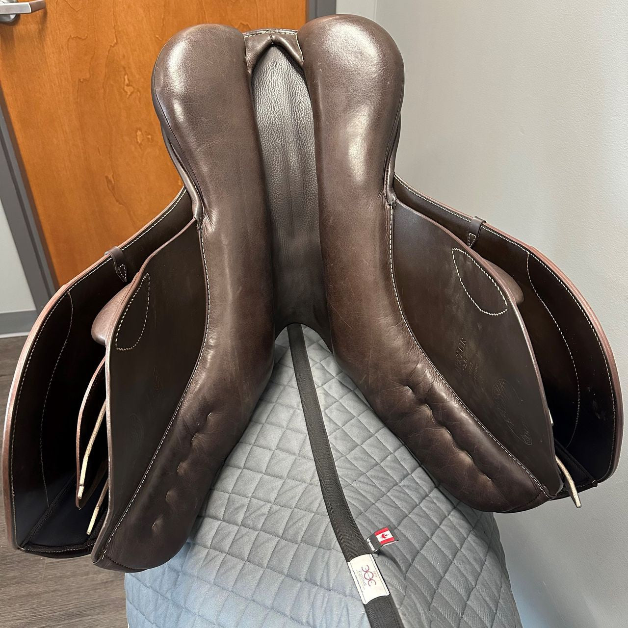 Used Passier Arktur Jump Saddle 17.5" Medium Wide Tree - sku to order - 4002949