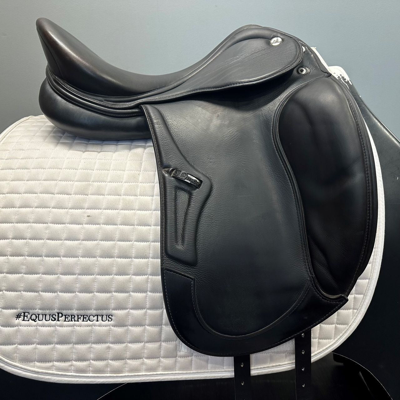 Used Prestige Optimax Dressage Saddle 17" Medium Wide Tree - sku to order - 4002959