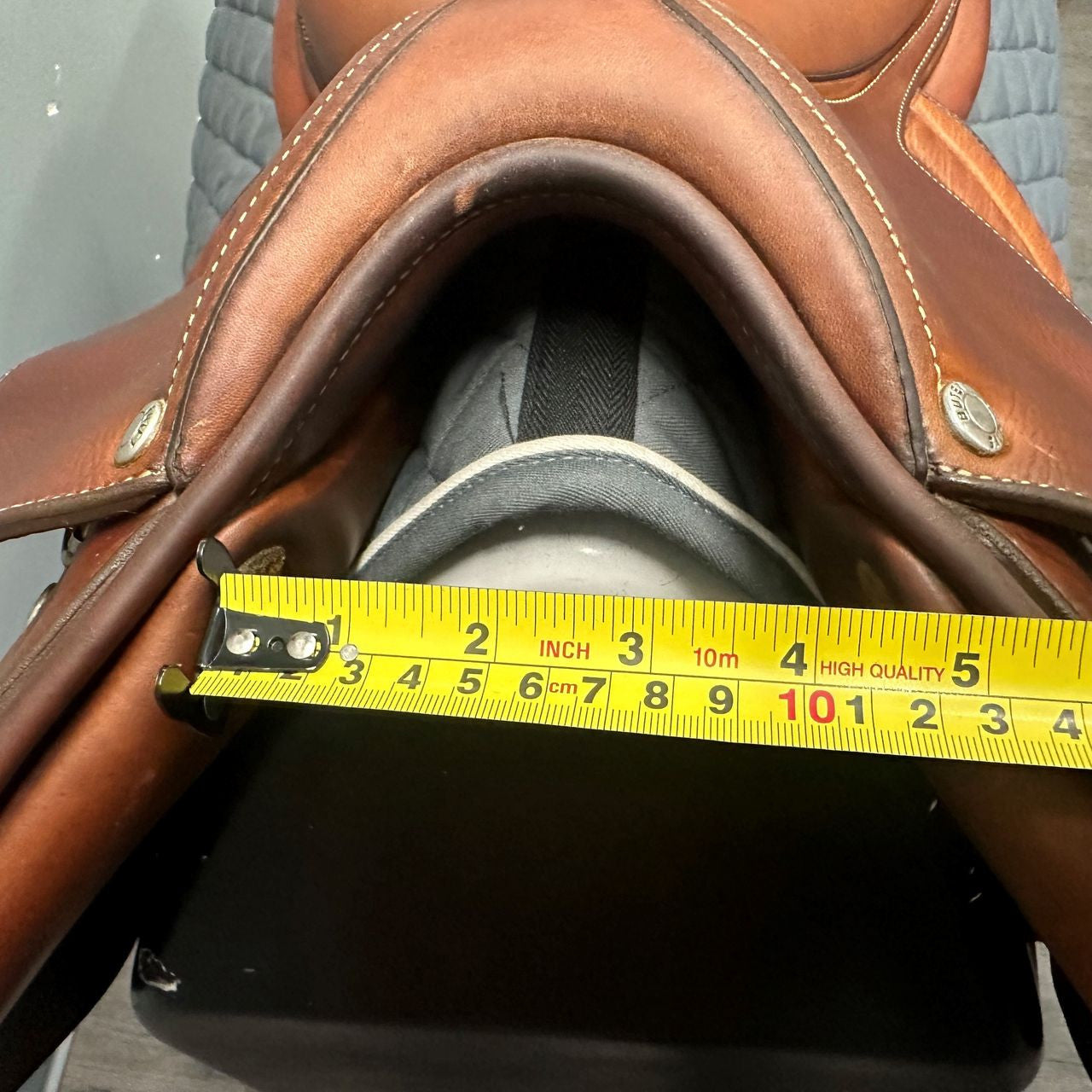 Used Butet Saumur Jump Saddle 17.5" Medium Tree - sku to order - 4002961