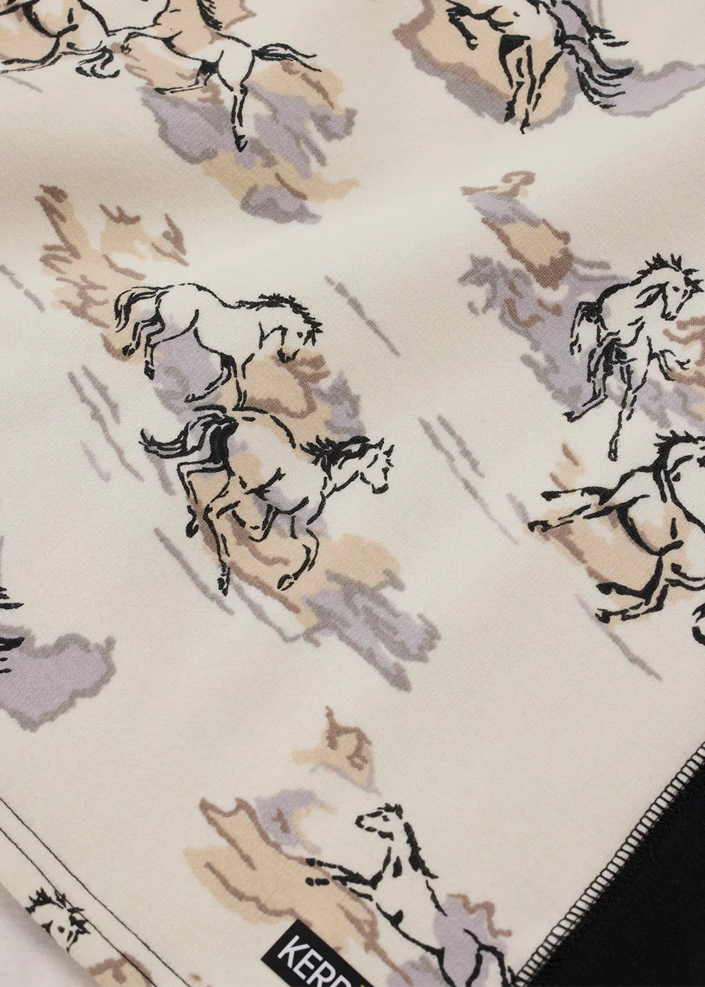 #color_soft white Stormy Horse