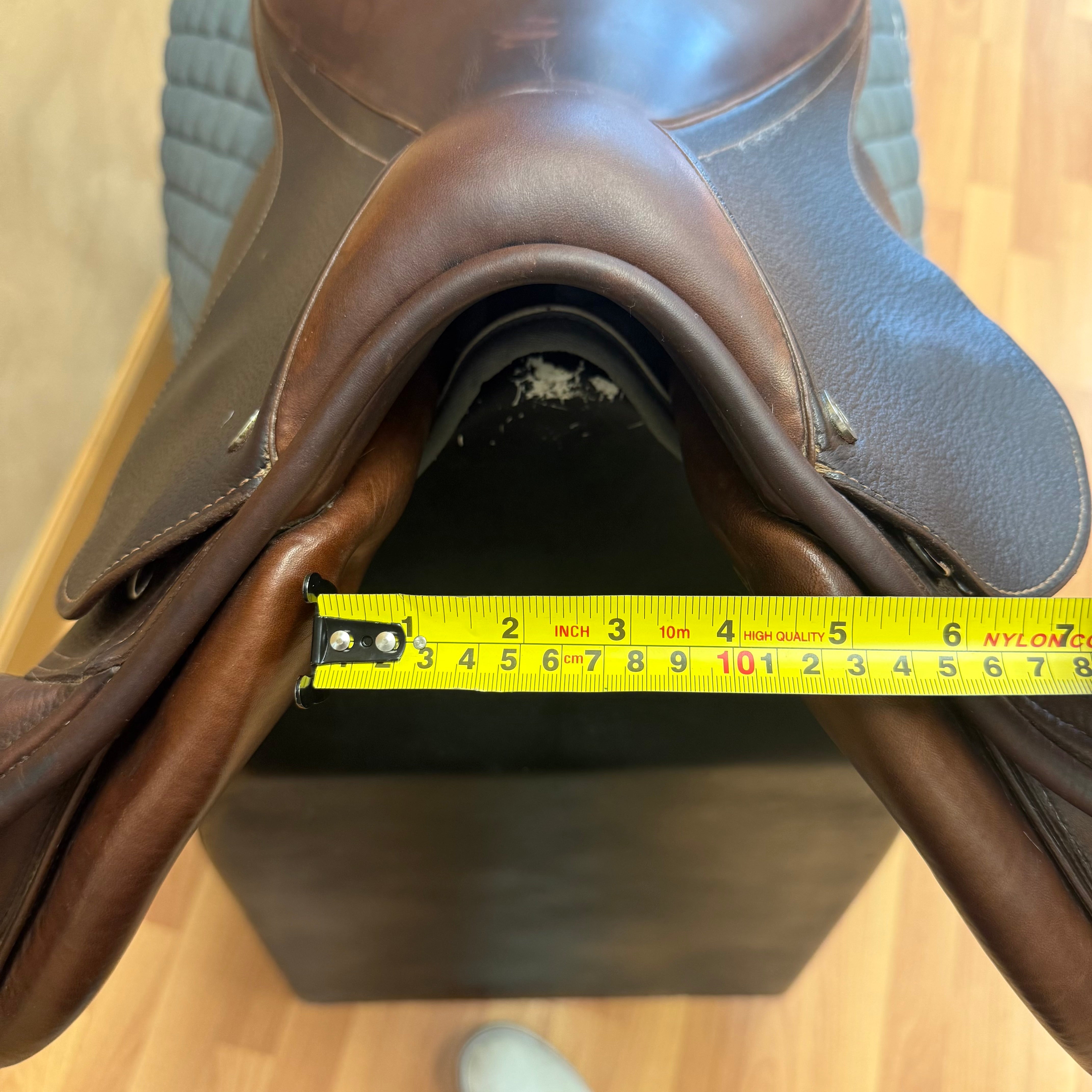 Used PJ Premier Jump Saddle 18" Medium Tree