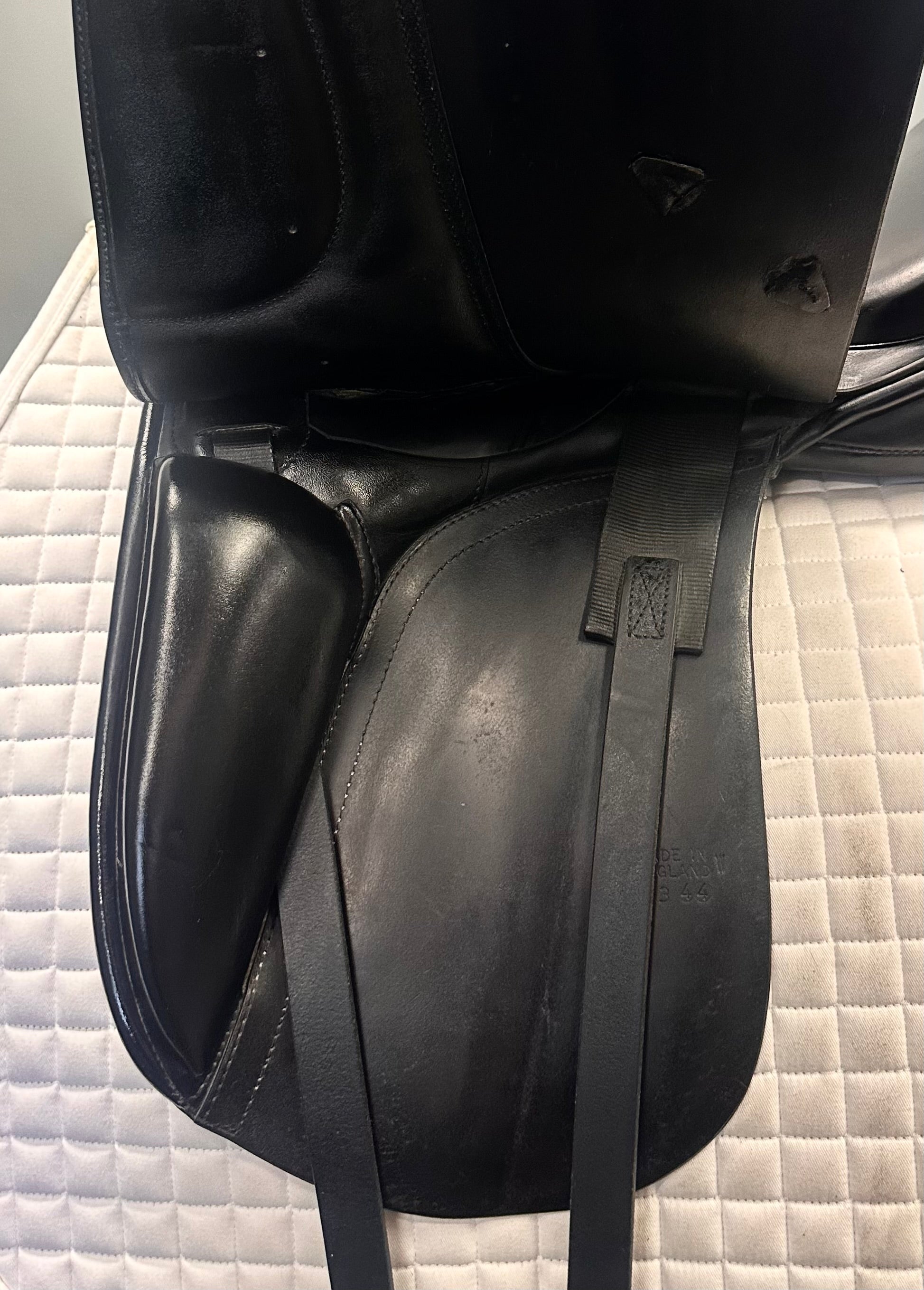 Used Rembrandt Dressage Saddle 17.5" Wide Tree