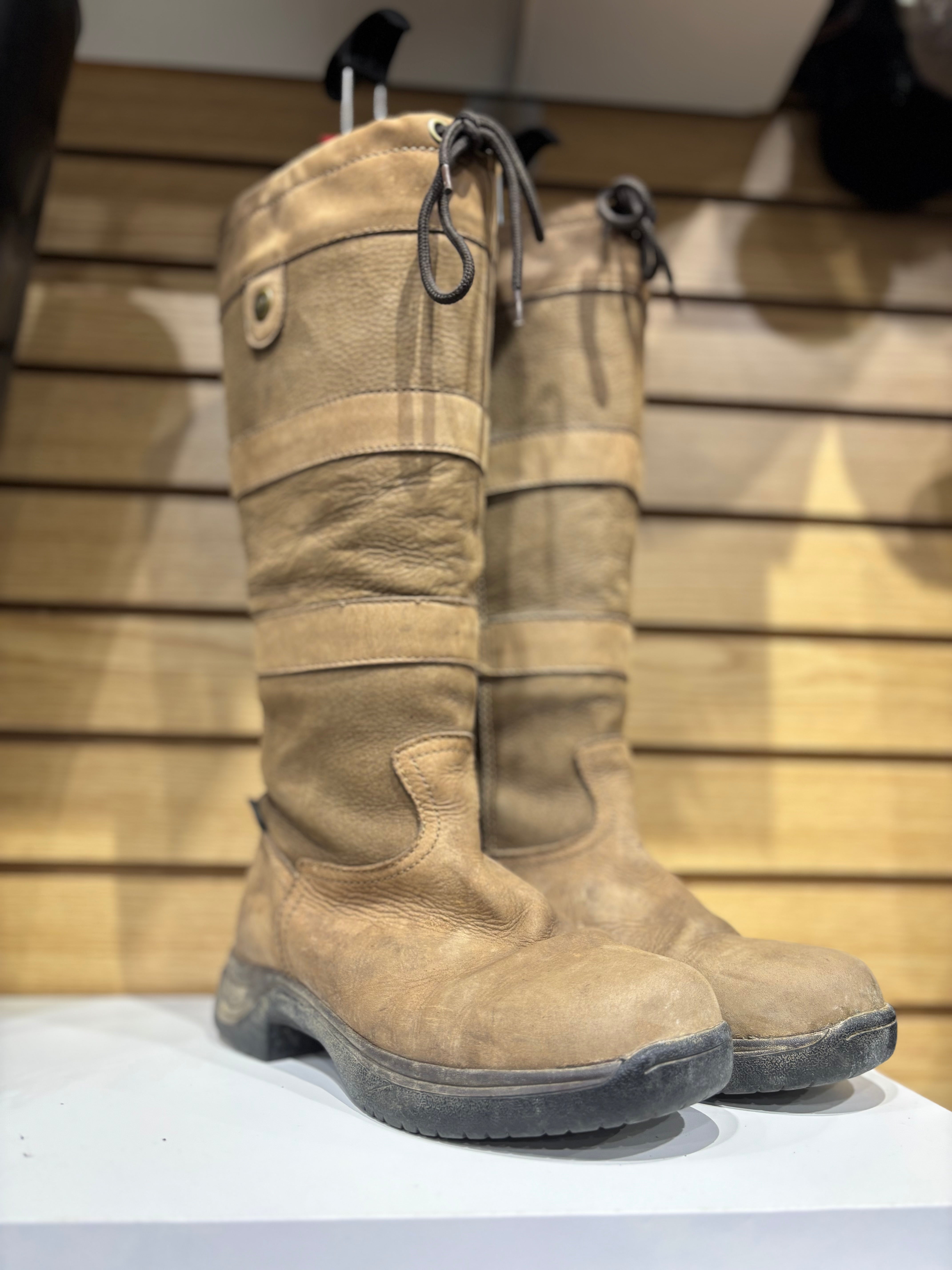 Used 7.5 Wide Calf Dublin River Boots
