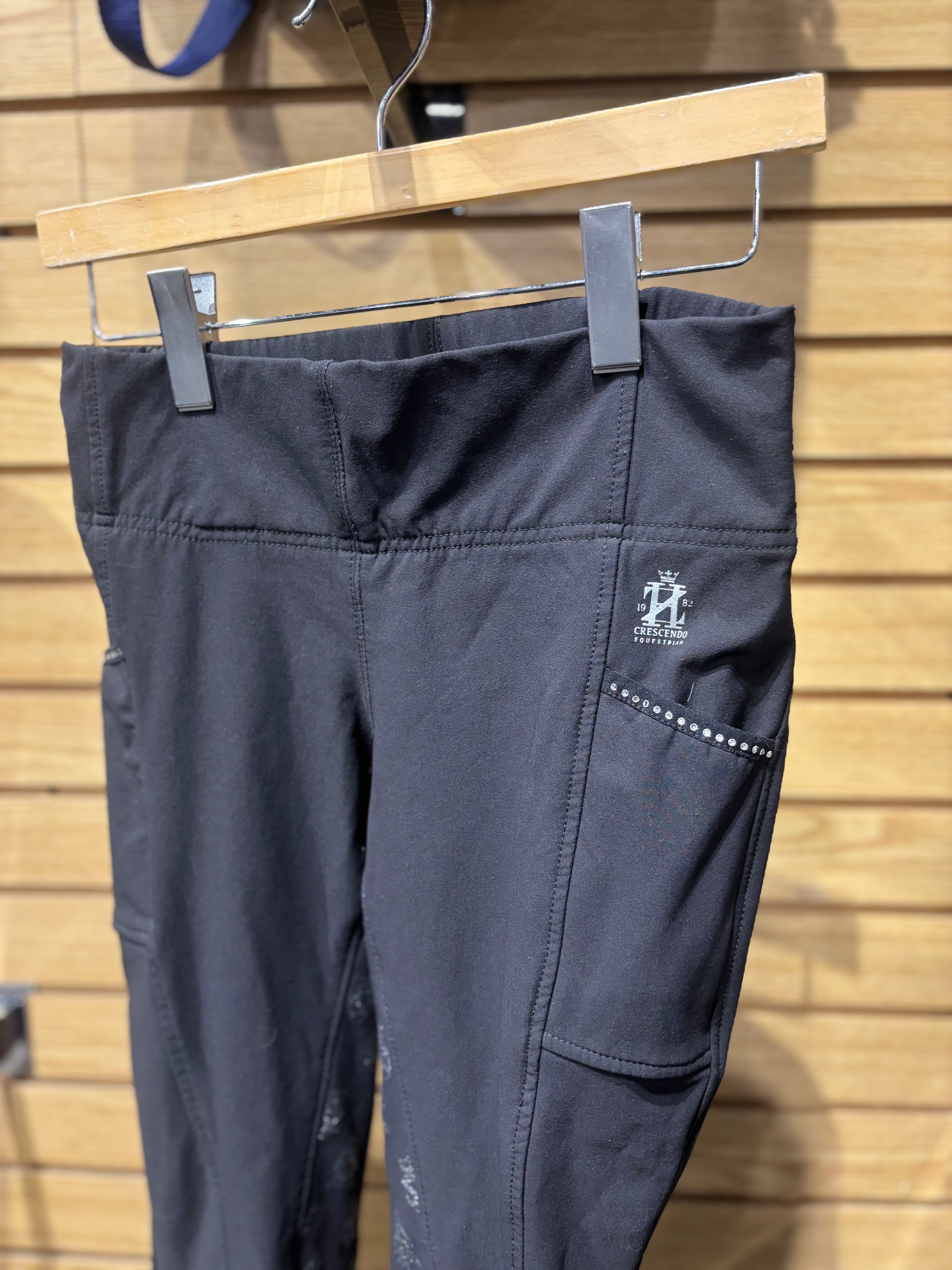 Used 26 Black Horze Full Seat Breeches