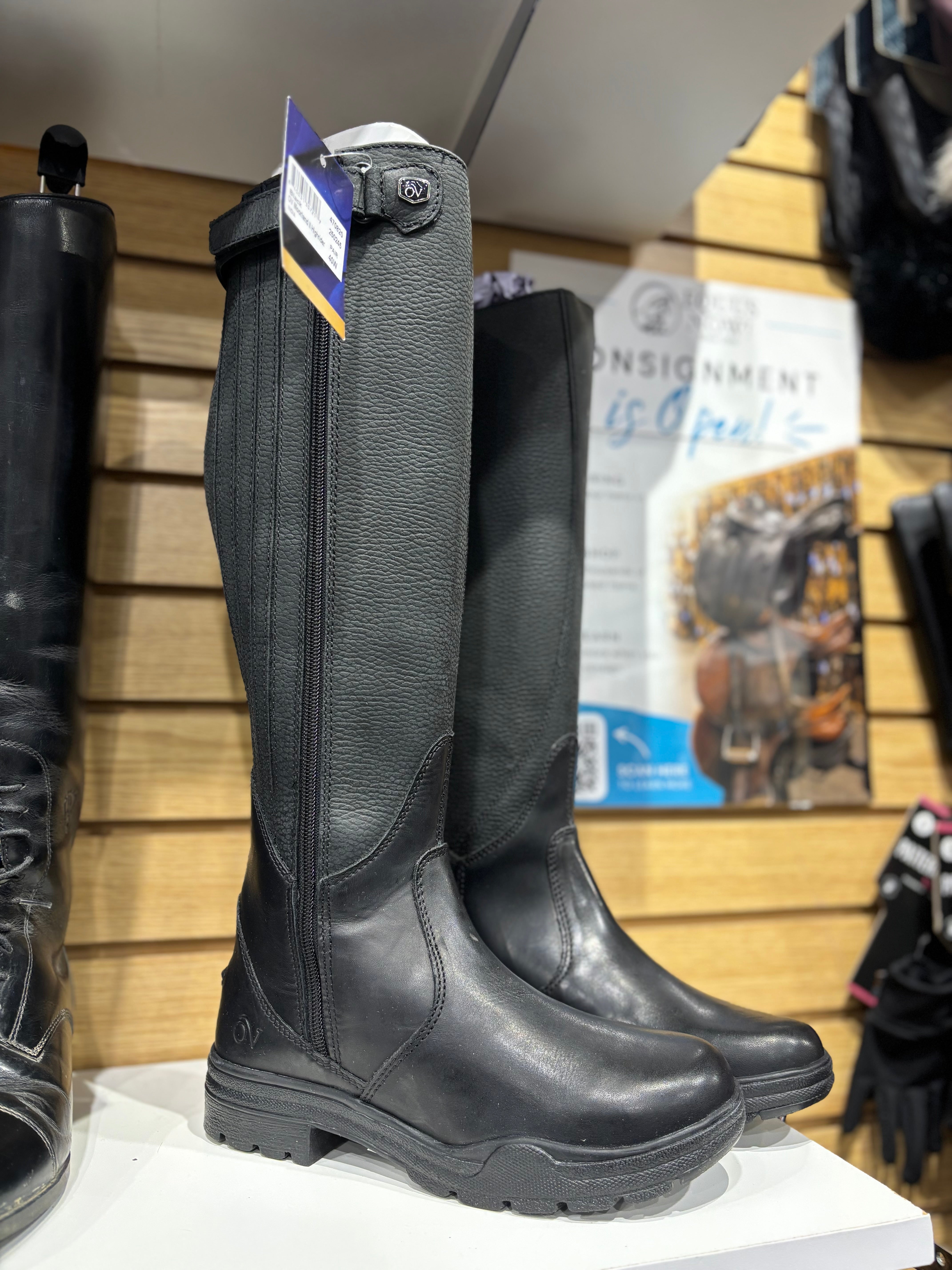 Used Ovation Moreland II Ladies Size W40 Black Tall Boots