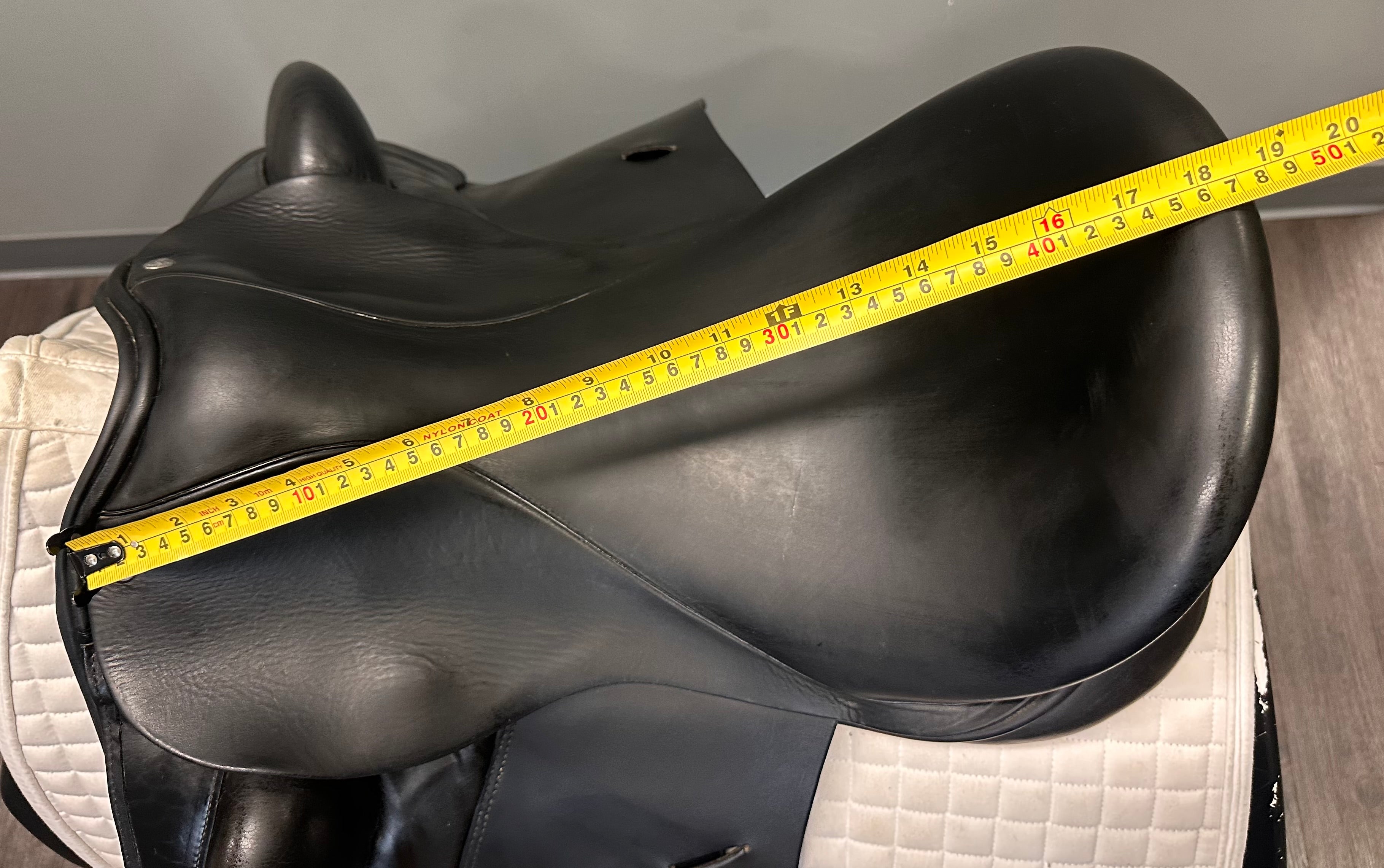 Used Custom Wolfgang Solo Dressage Saddle 18" Wide Tree