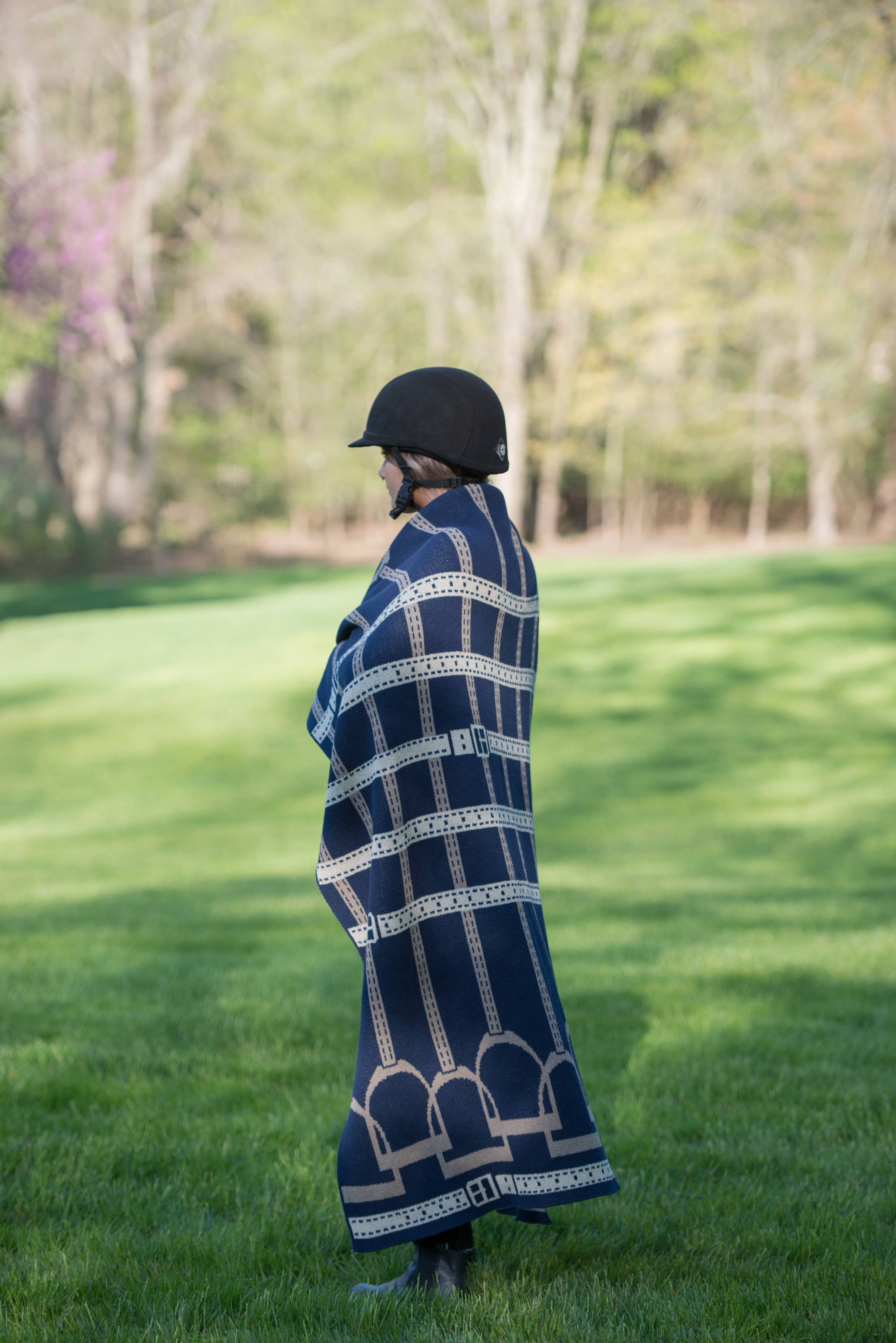 In2Green - Cotton Sustainable Knit Throw Blanket - Equestrian Stirrup
