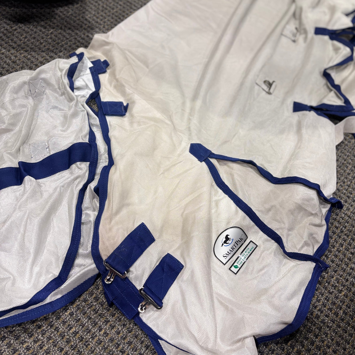 Used 72" White Smartpak Deluxe Fly Sheet with Neck