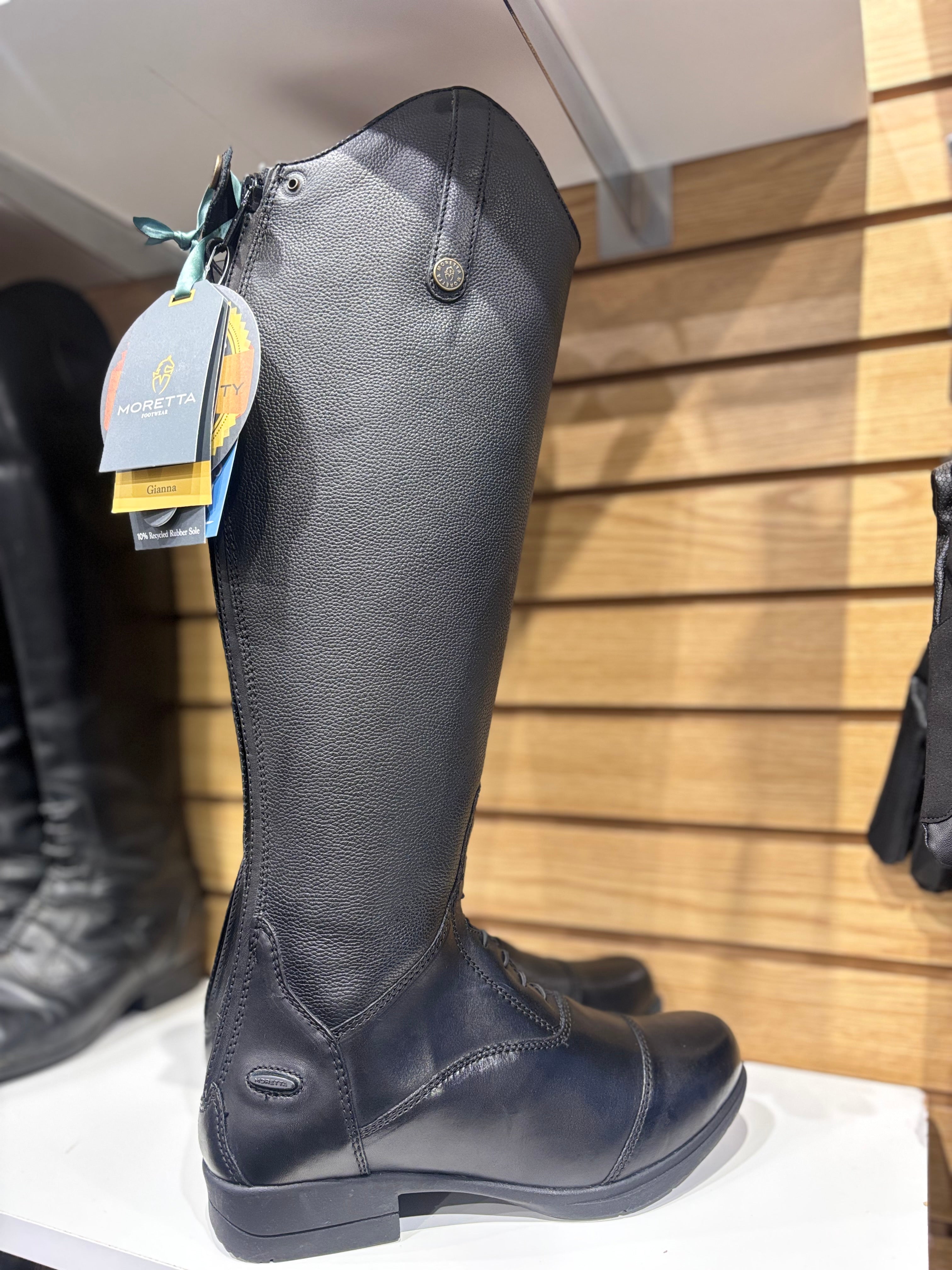 Used US 10 Black Moretta Gianna Tall Boots *snap broken on R boot*