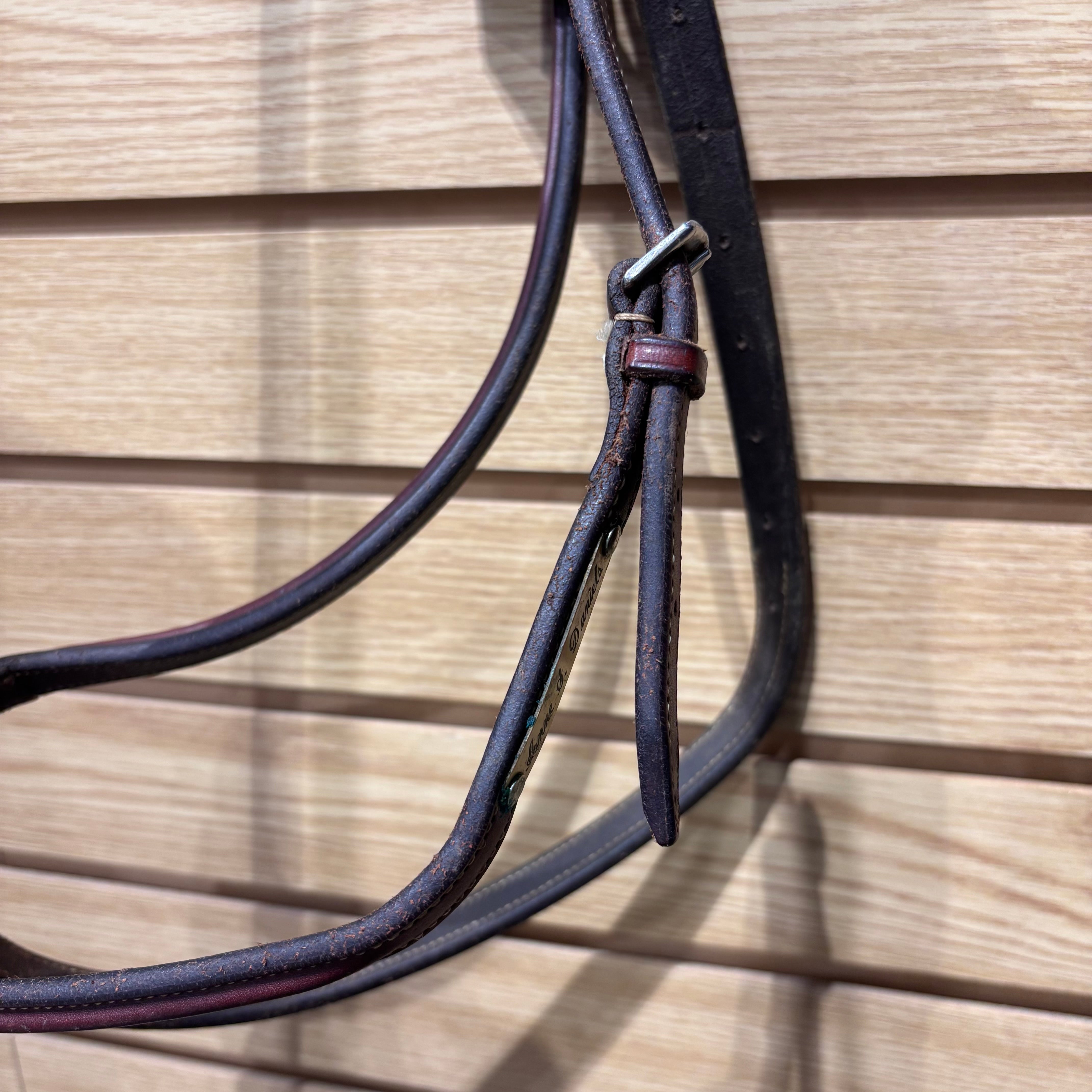 Used Horse Brown Edgewood Standing Martingale *has nameplate*