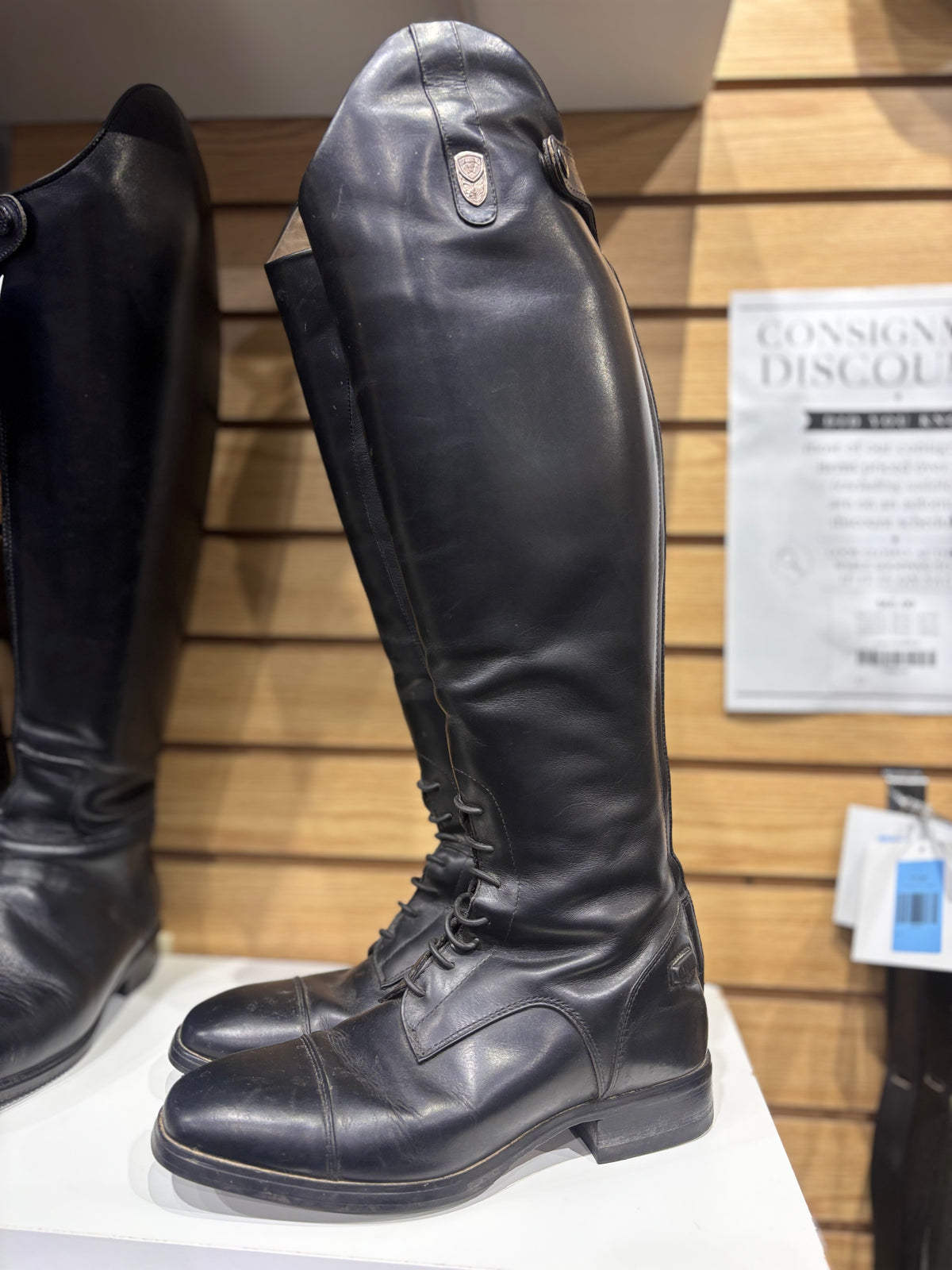 Used Ariat Monaco 6.5B Short Height Regular Calf Black