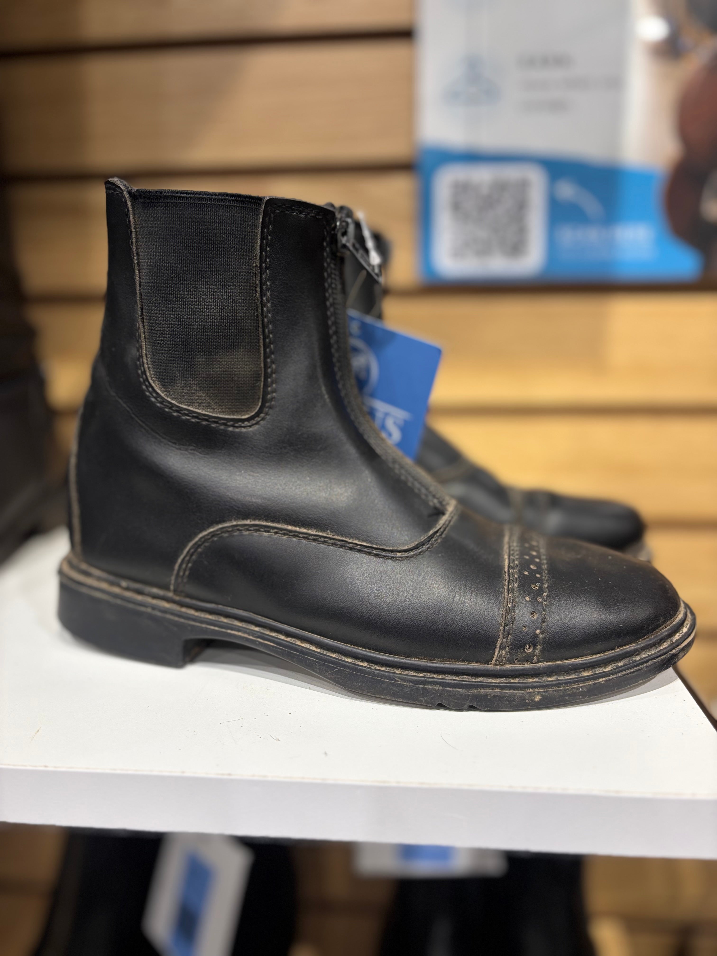 Used 4 TuffRider Paddock Boots