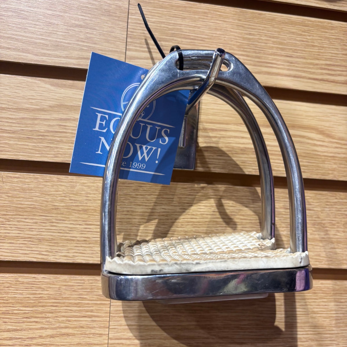 Used 4" Childrens Fillis Stirrups