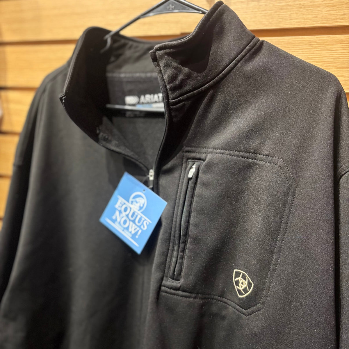 Used Large Black AriatTek 1/4 Zip