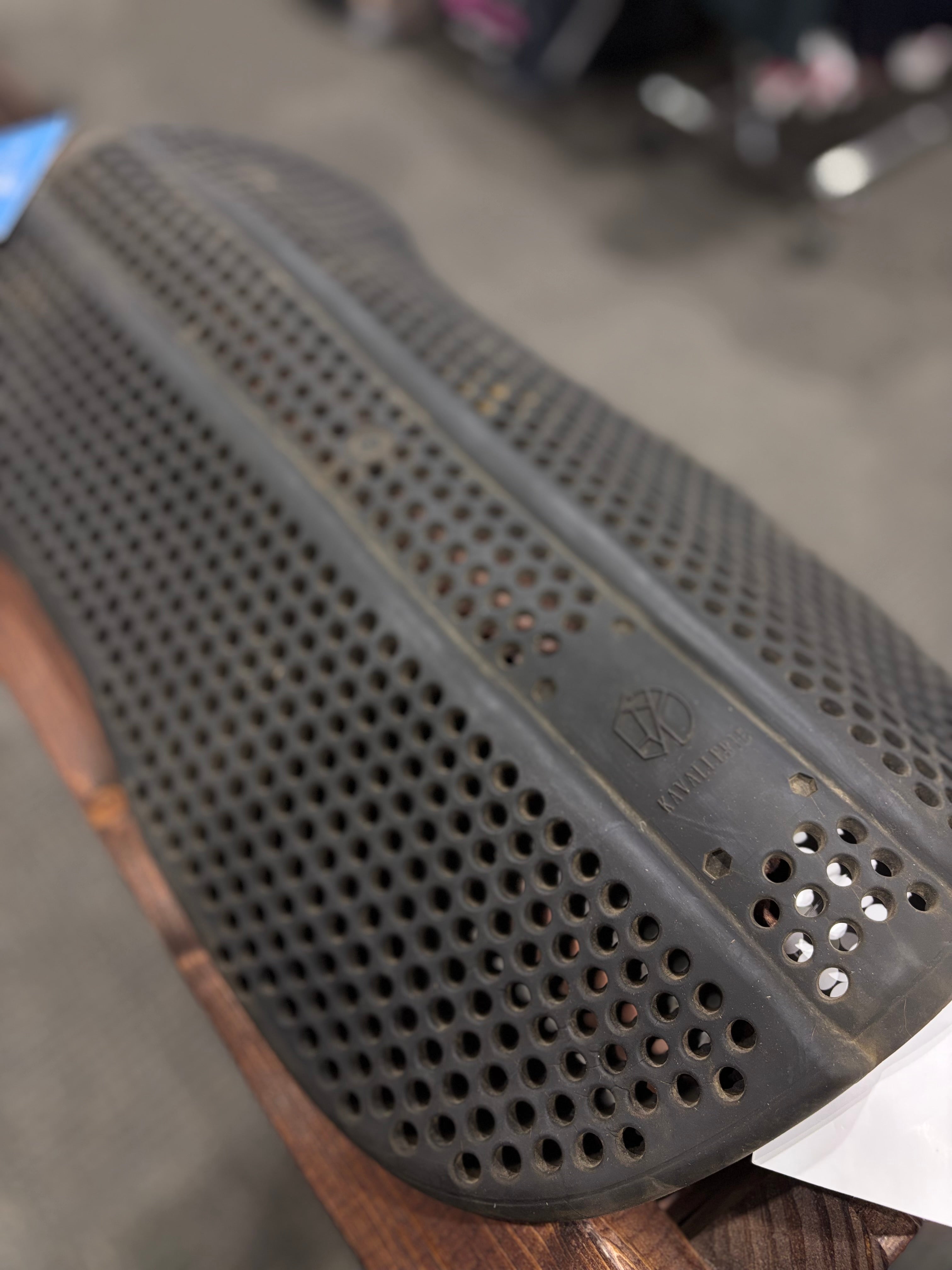 Used Black Kavallerie Gel Half Pad