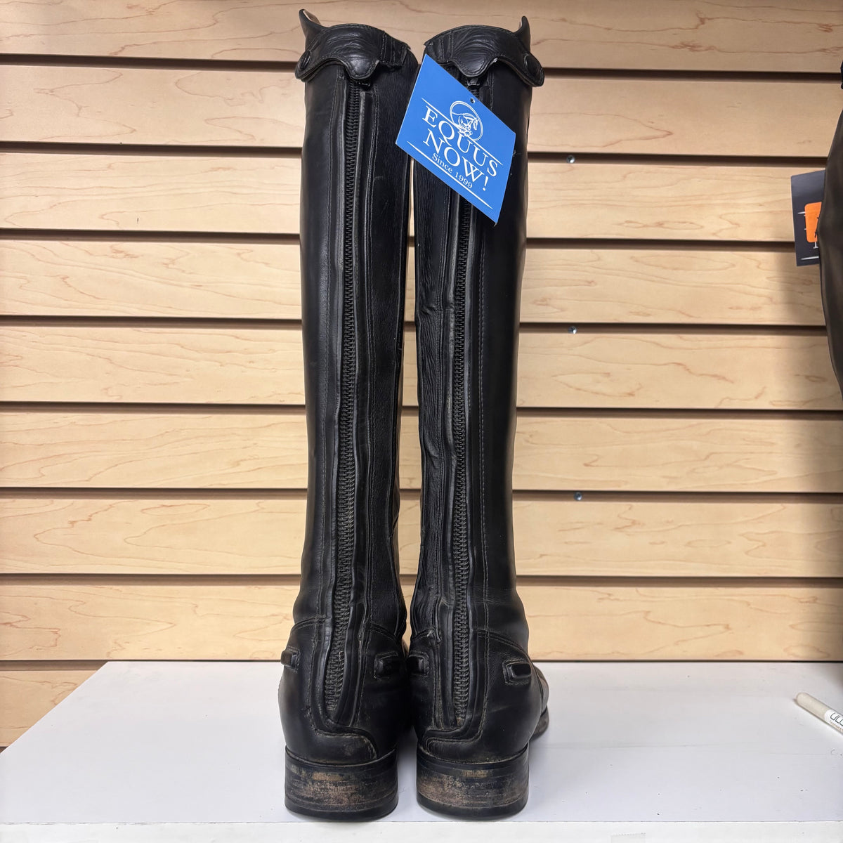 Used 6.5 Black Ariat Field Tall Boots- Med/Slim
