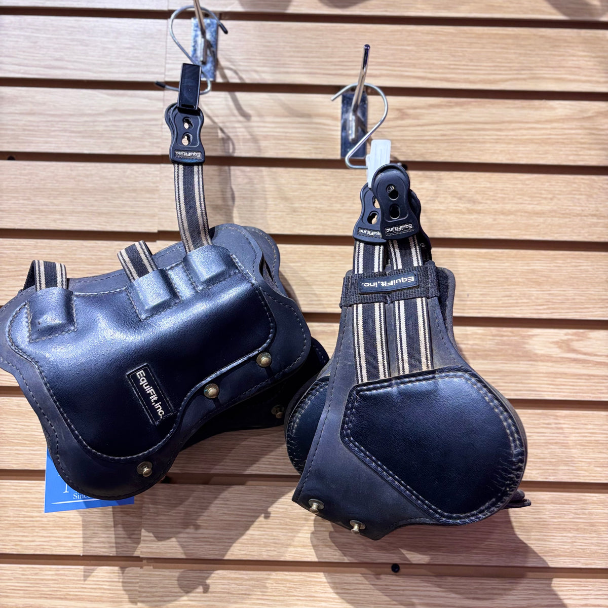 Used SM/MD Black Equifit Tendon Boots Fronts and Hinds