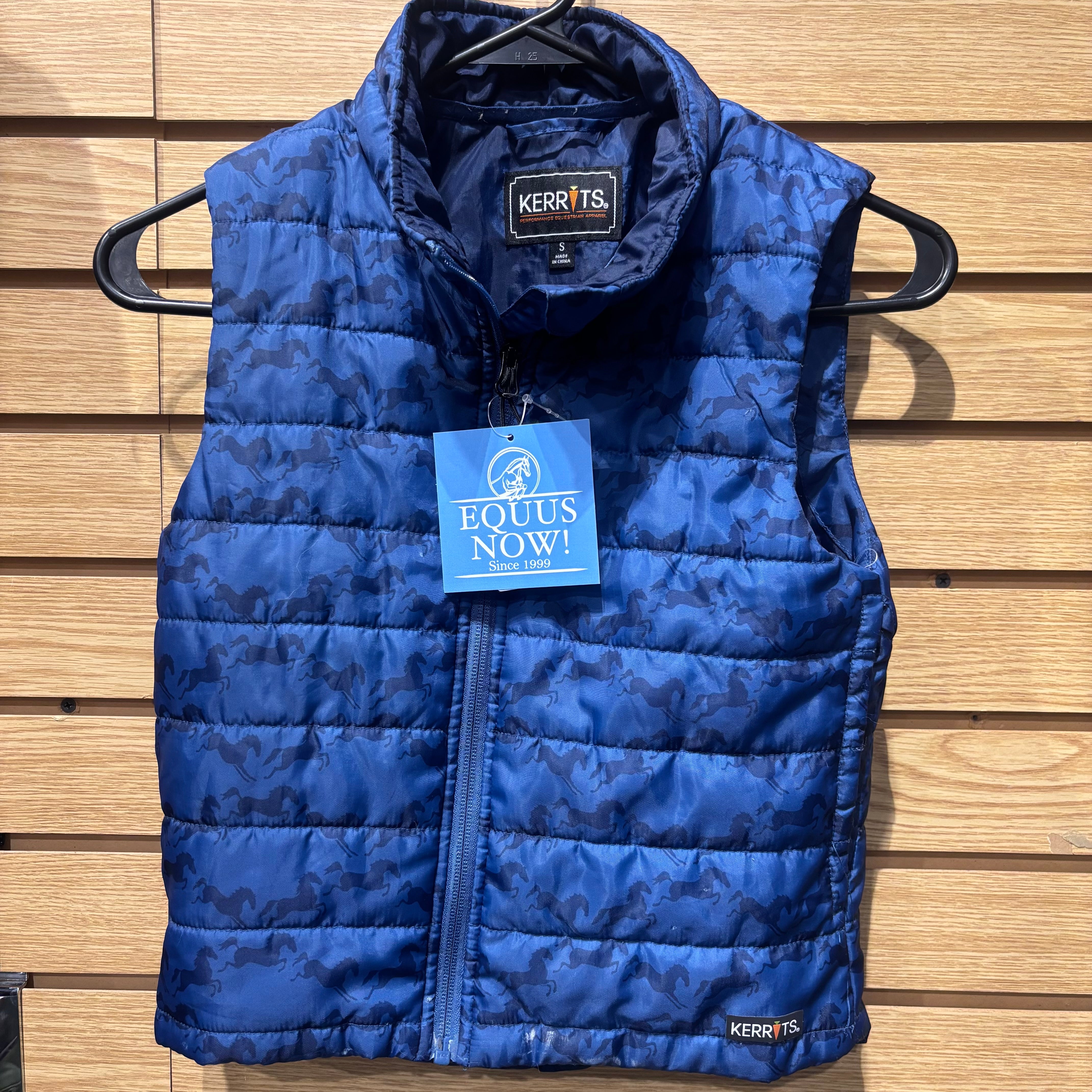 Used Youth Small Blue Kerrits Puffer Vest