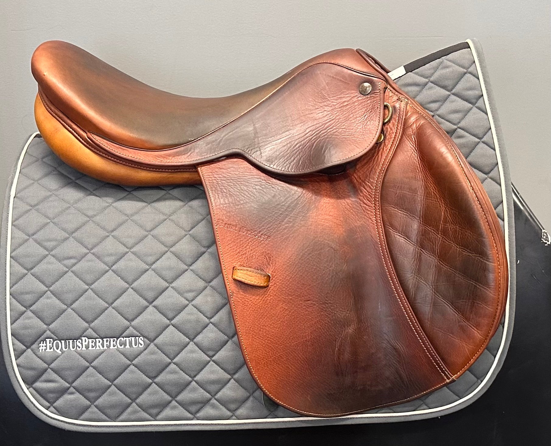 Used Beval 18" Medium Tree