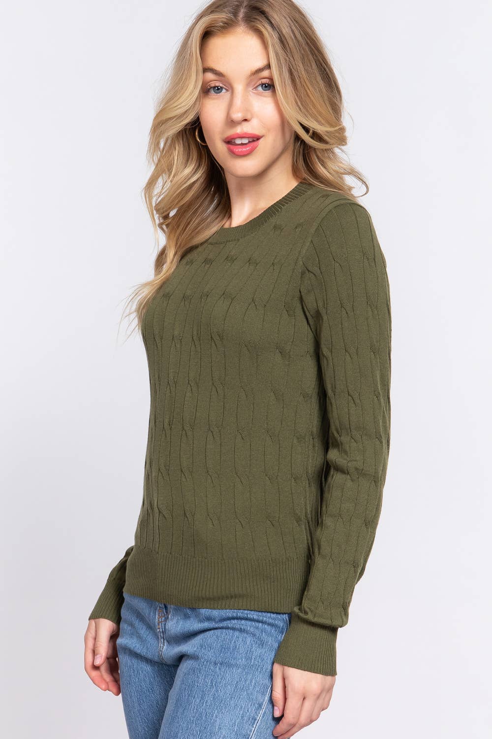Long Sleeve Round Neck Cable Sweater