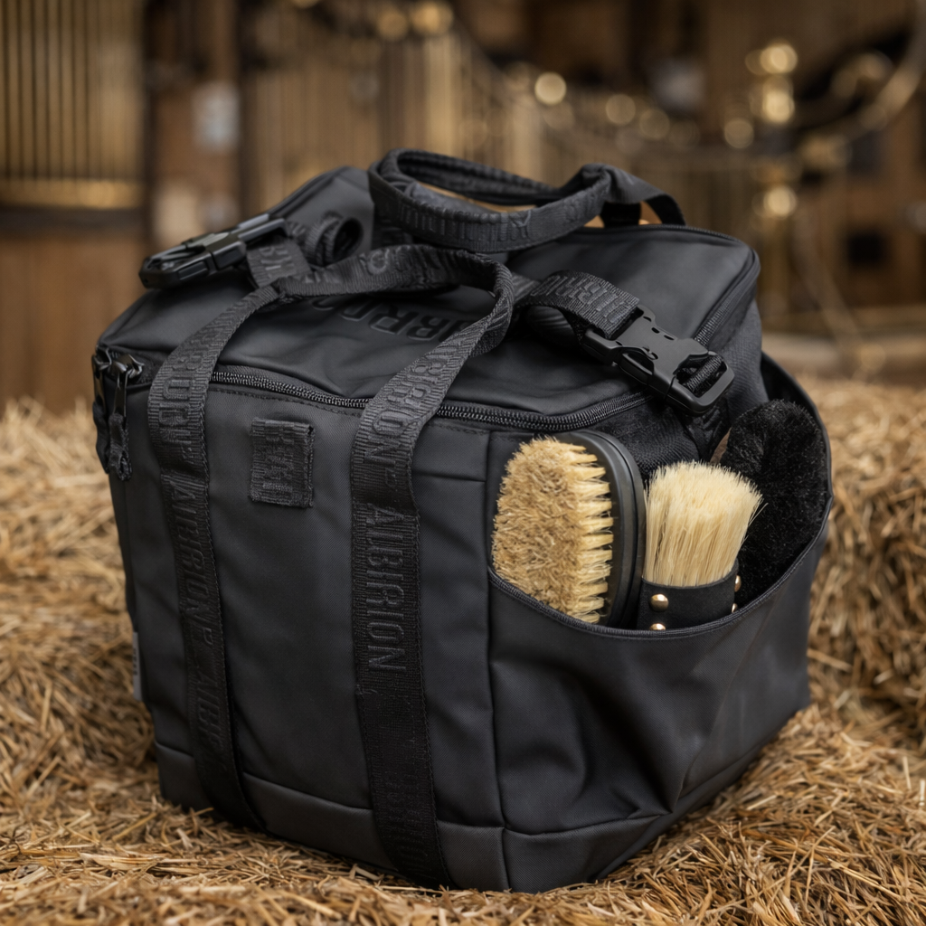 Aubrion React Large Grooming Kit Bag