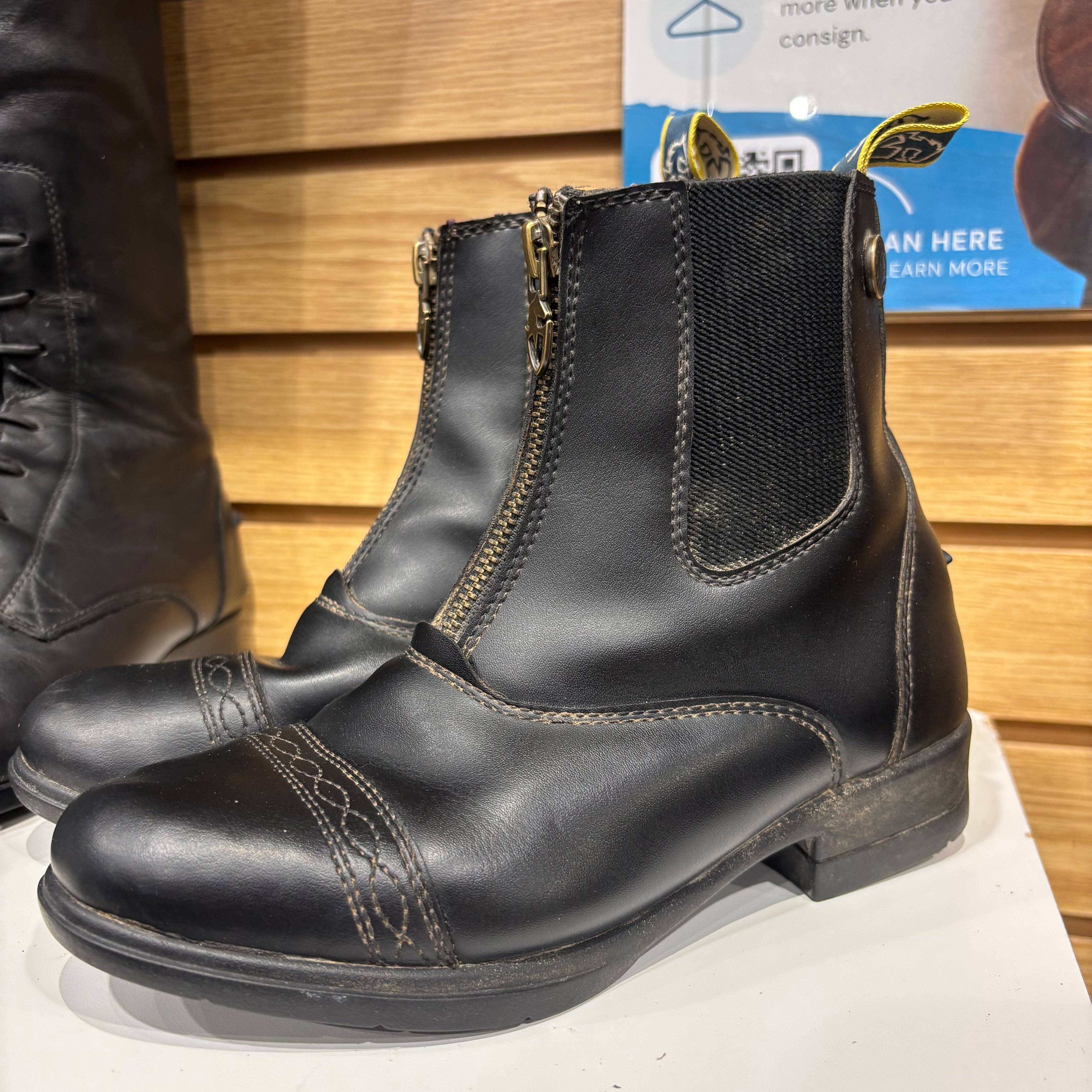 Used Youth 3 Black Moretta Paddock Boots