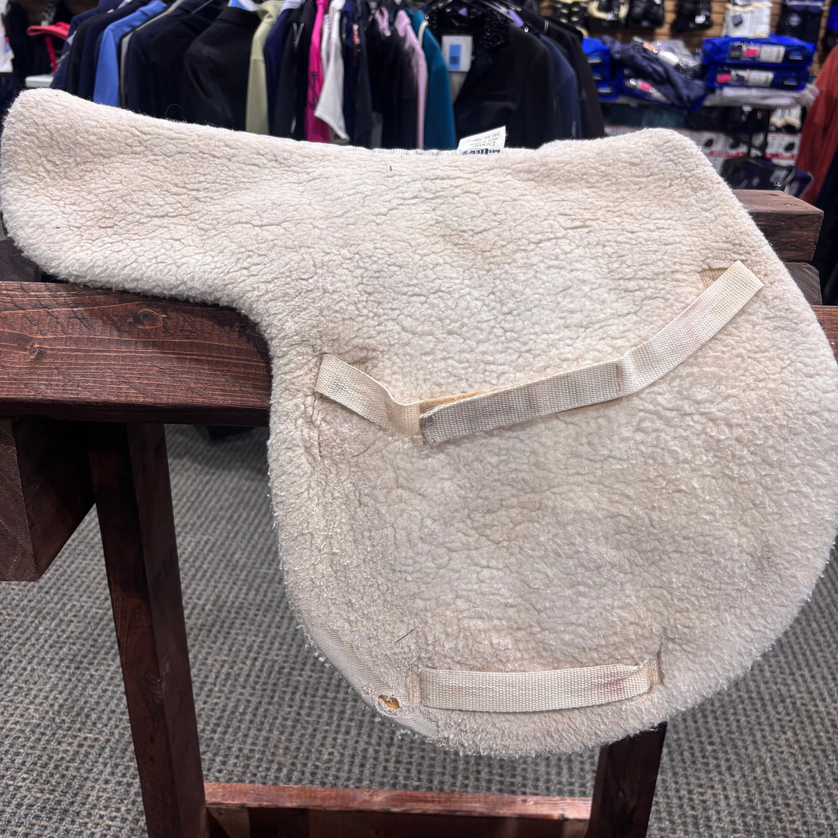 Used Pony Roma White Shaped Pad