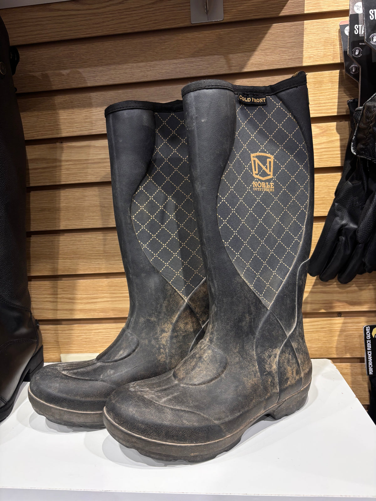 Used US 7 Black Noble Outfitters Cold Front Mud Boots