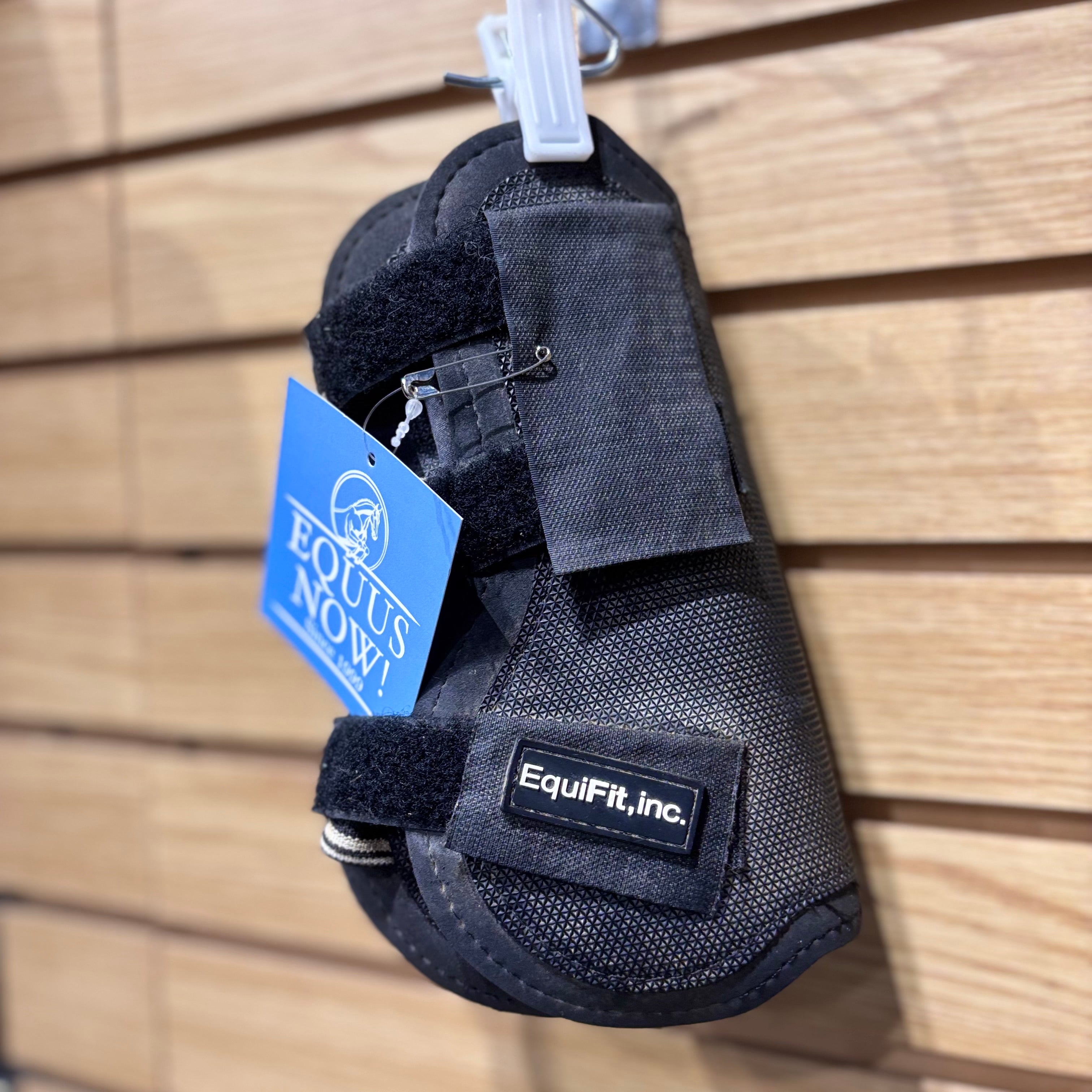 Used M/L Black Equifit Tendon Boots