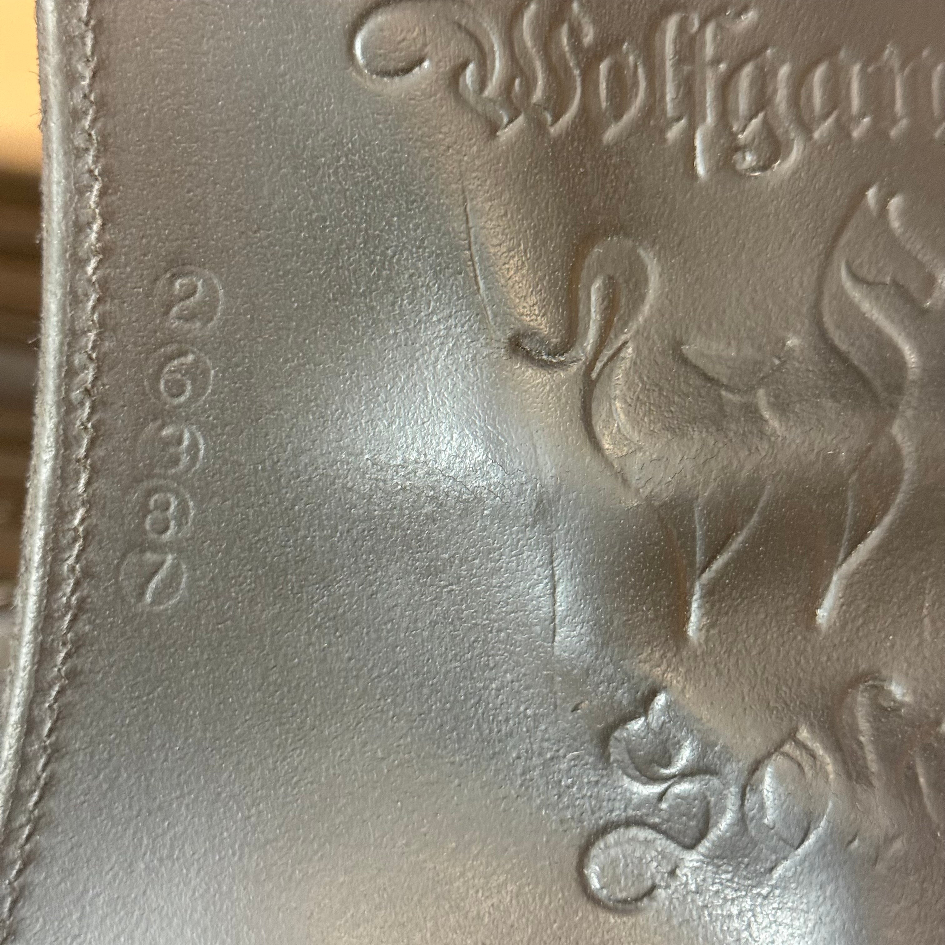 Used Custom Saddlery Wolfgang Solo II Dressage Saddle 18" Medium Tree