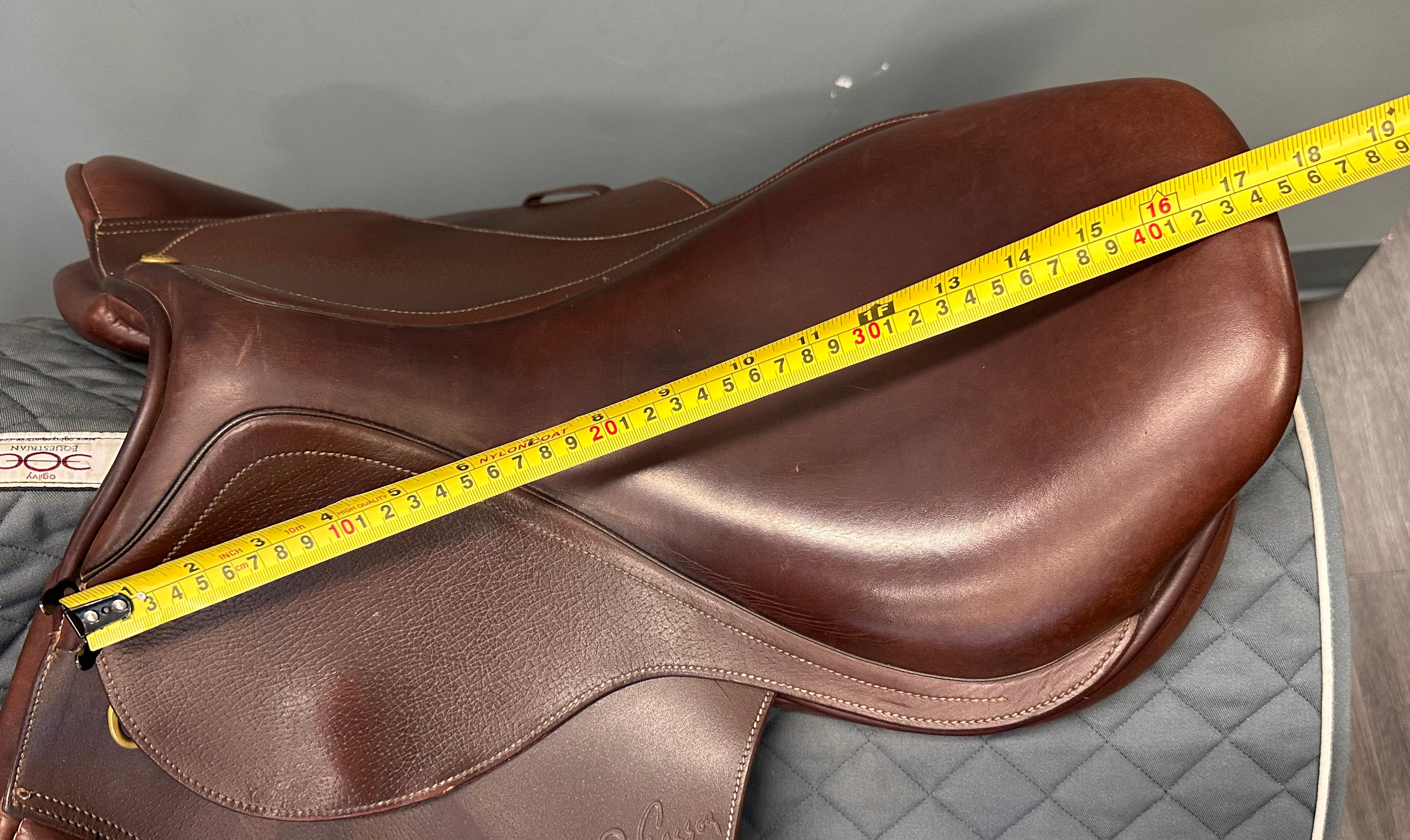 Used Pessoa Jump Saddle 17" Medium Tree