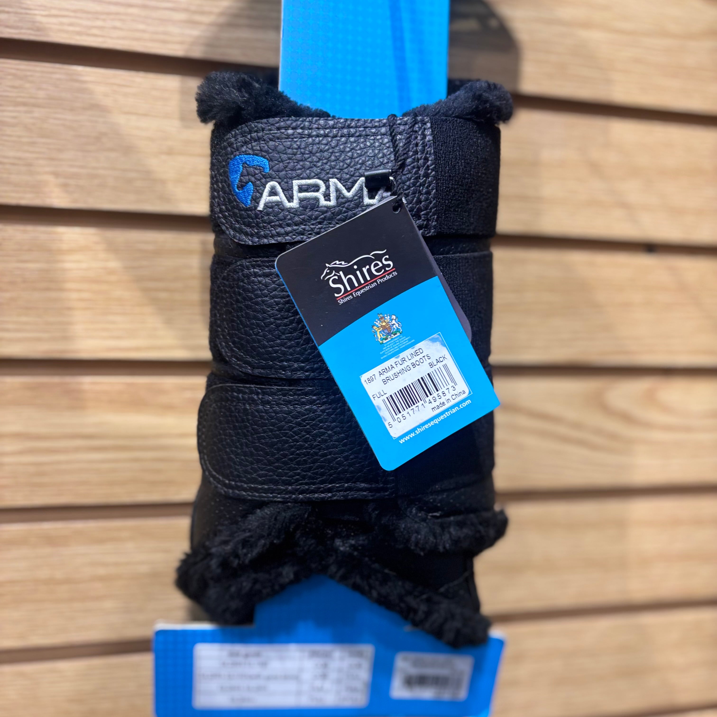 Used Full Black Arma Fur Lined Brushing Boots