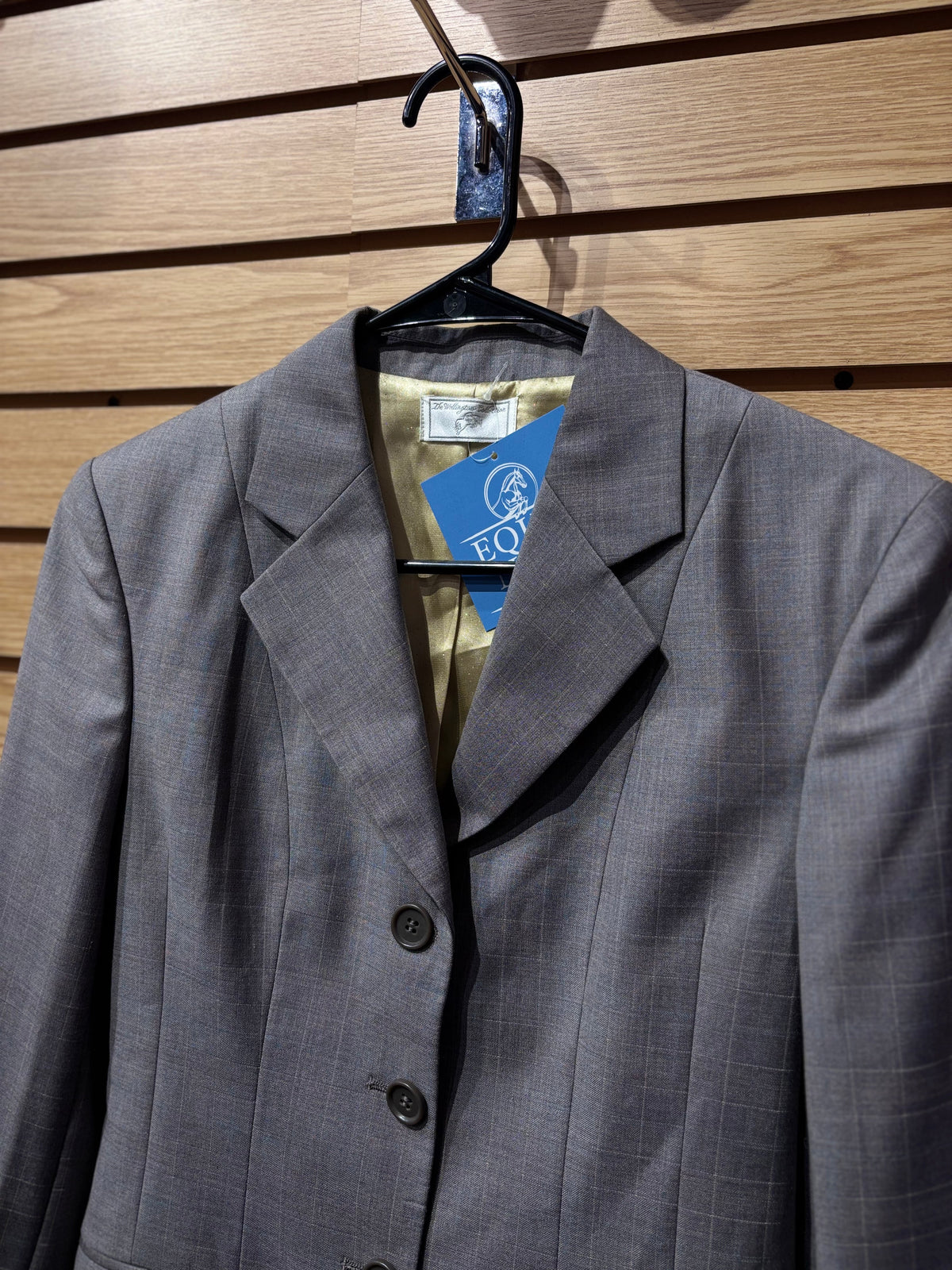 Used The Wellington Collection 8R Grey Hunt Coat