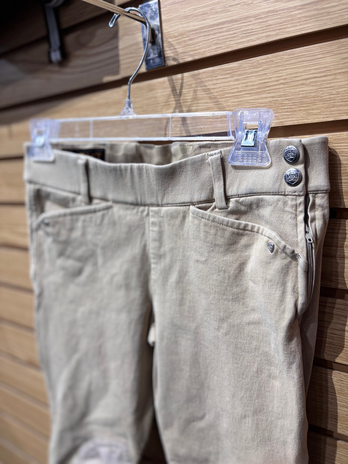 Used 26R Tan Ariat Breeches