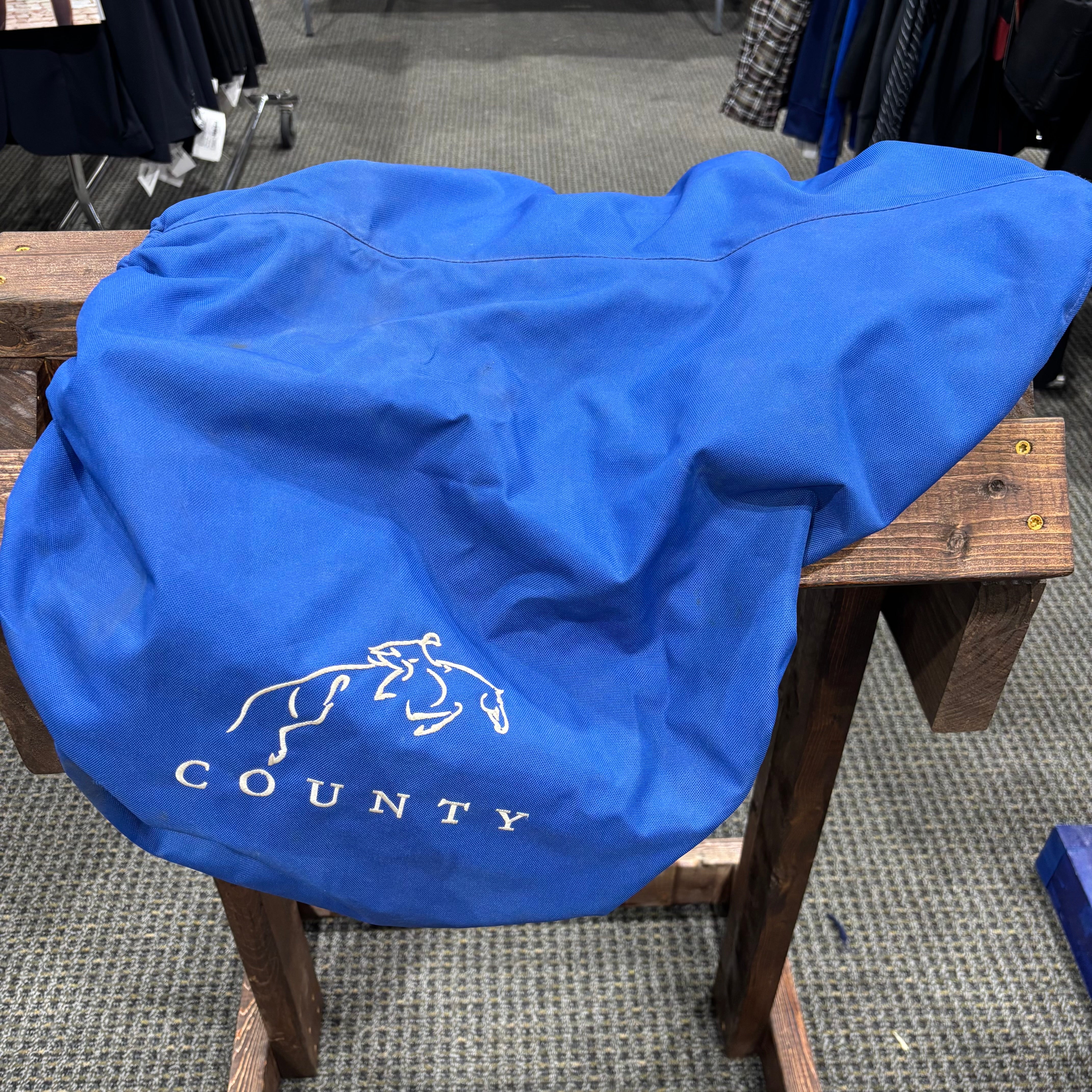 Used Large County Jump Saddle Cover