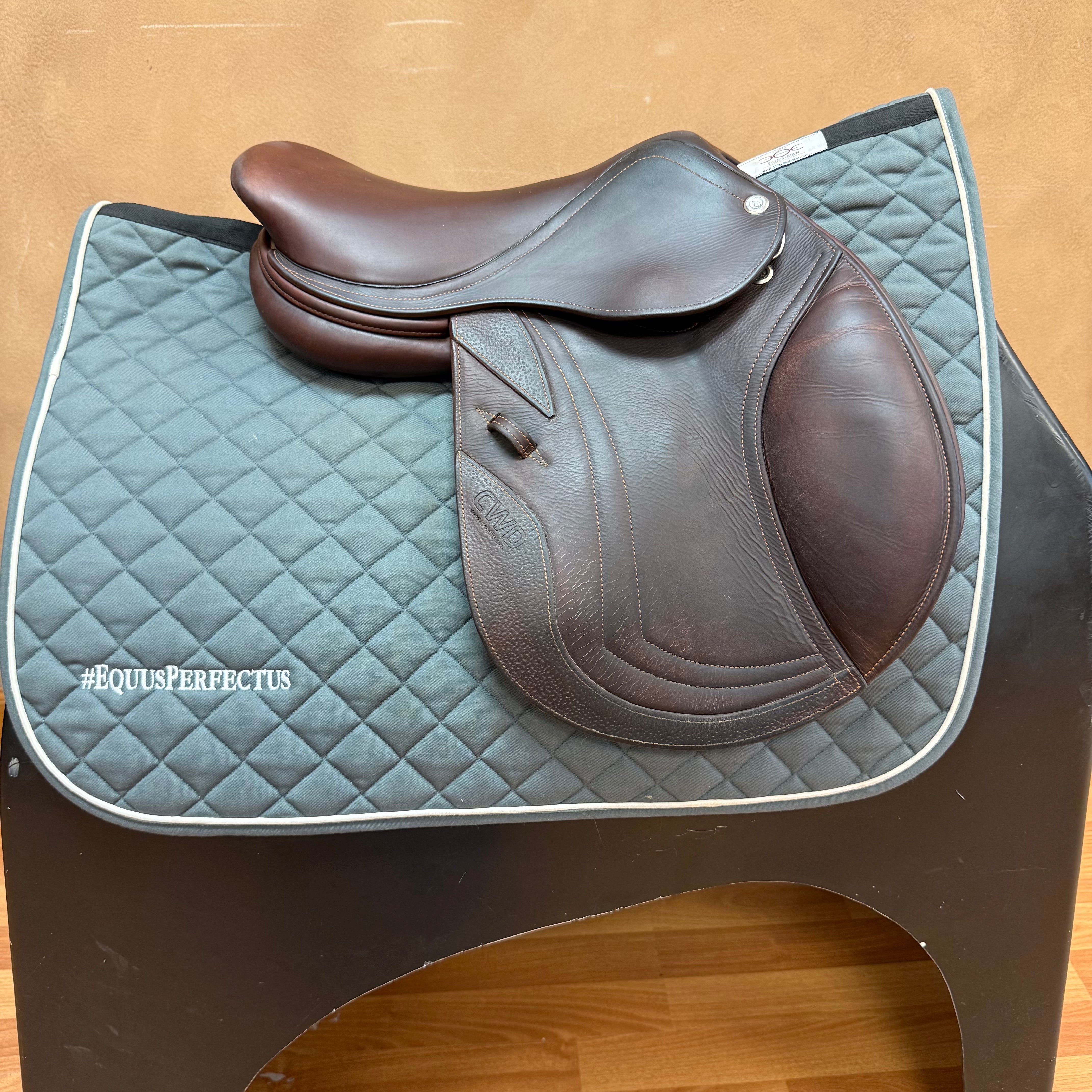 Used CWD SE19 Pony Saddle 15.5" Medium Tree