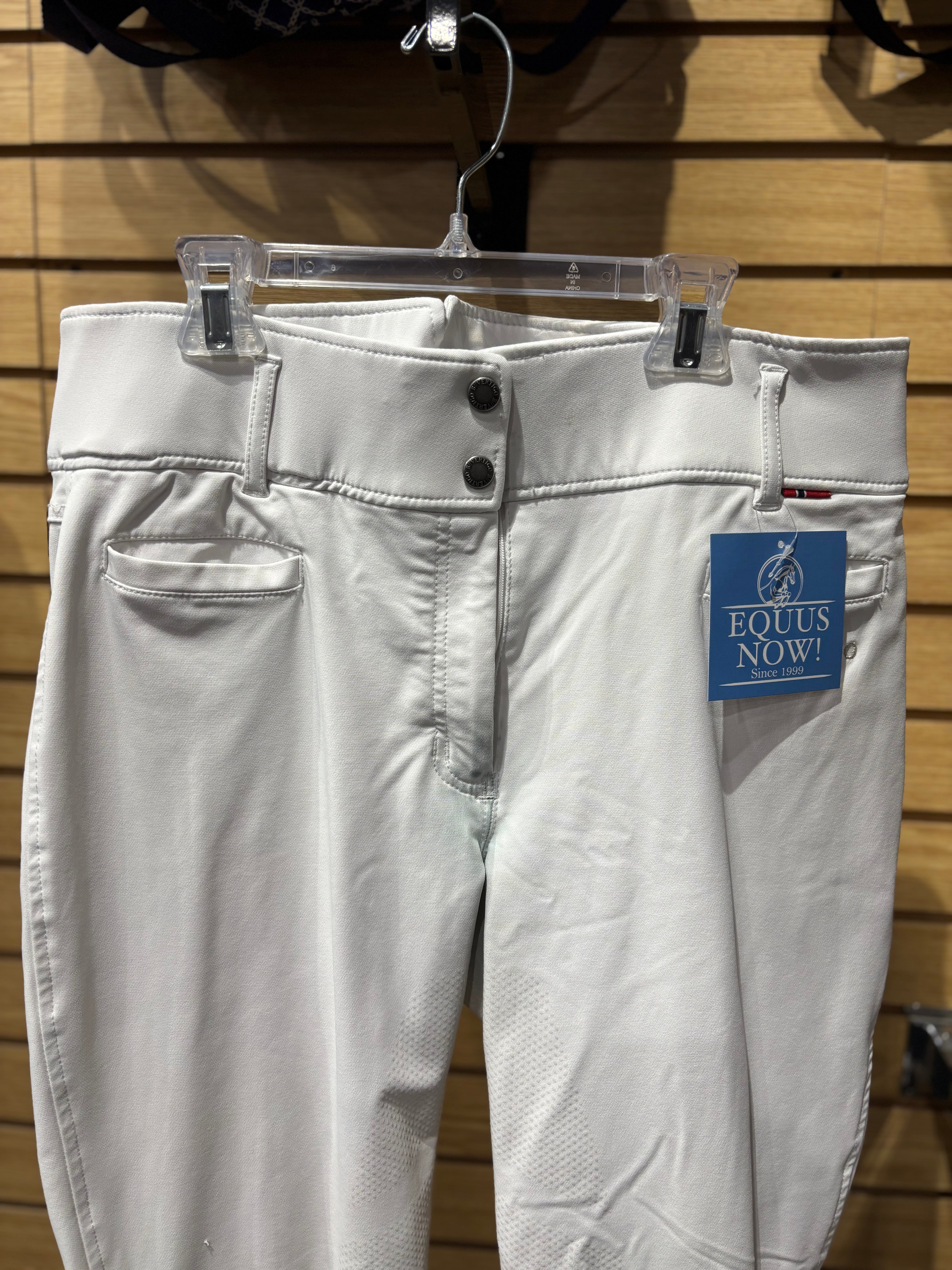 Used 32 White B Vertigo Breeches