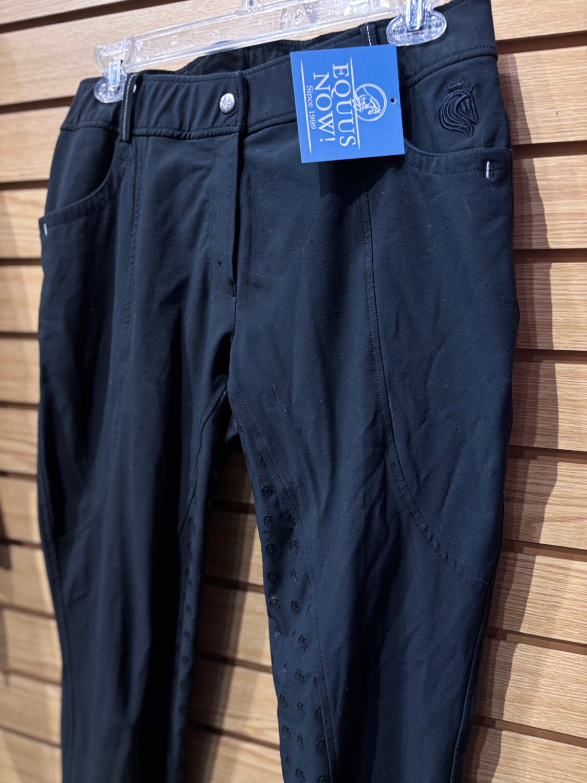Used 30 Black Equinavia Annika Silicone Full Seat Breeches