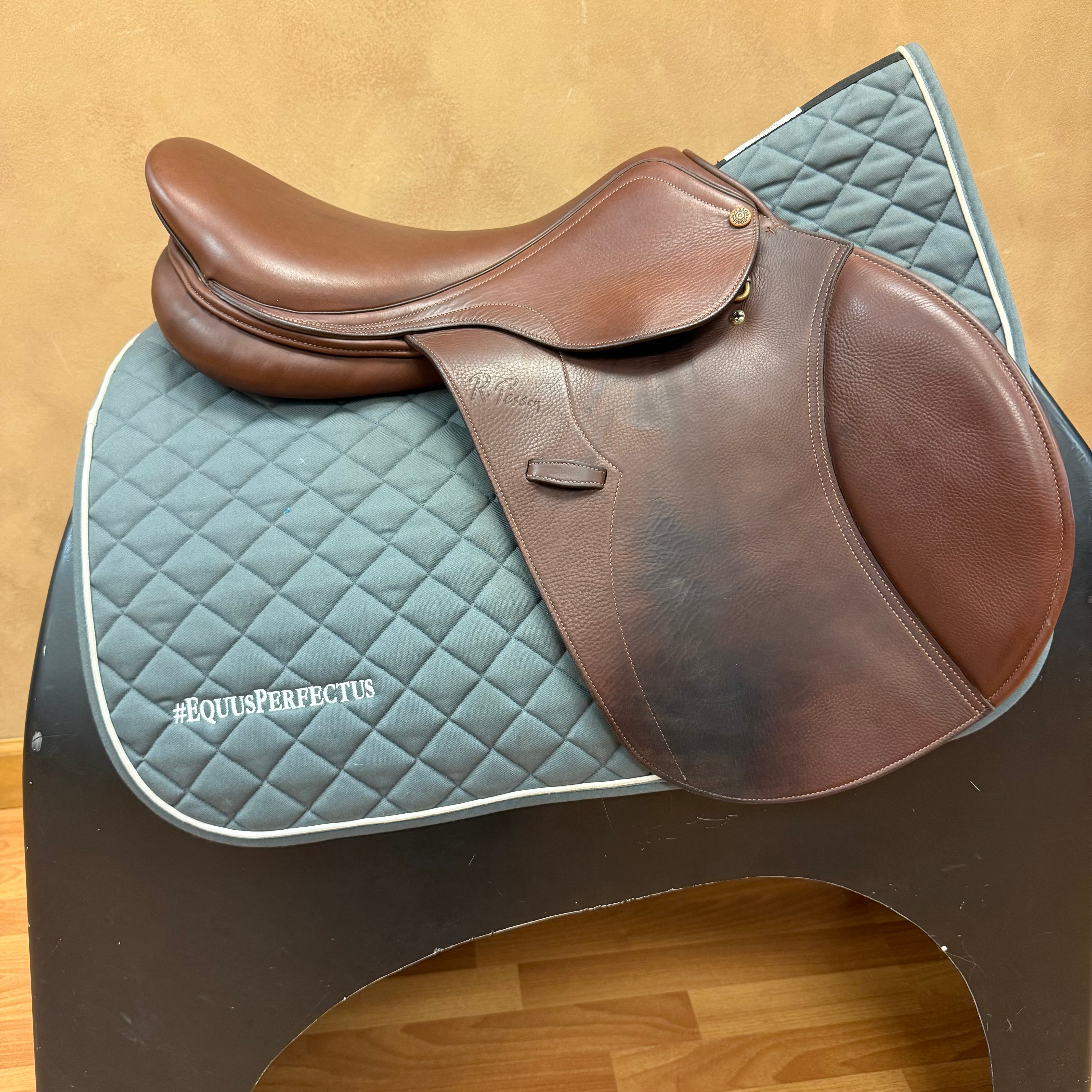 Used Pessoa Gen X Jump Saddle 17" Medium Wide/Adjustable Tree