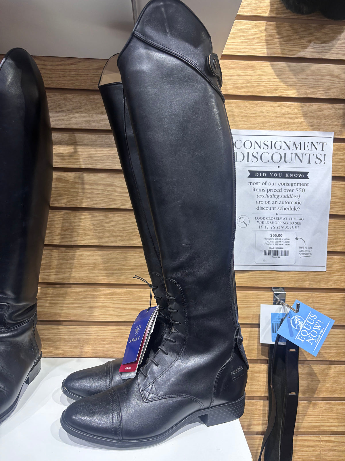 Used Ariat Kinsley Field Boot 9 Slim Tall Black