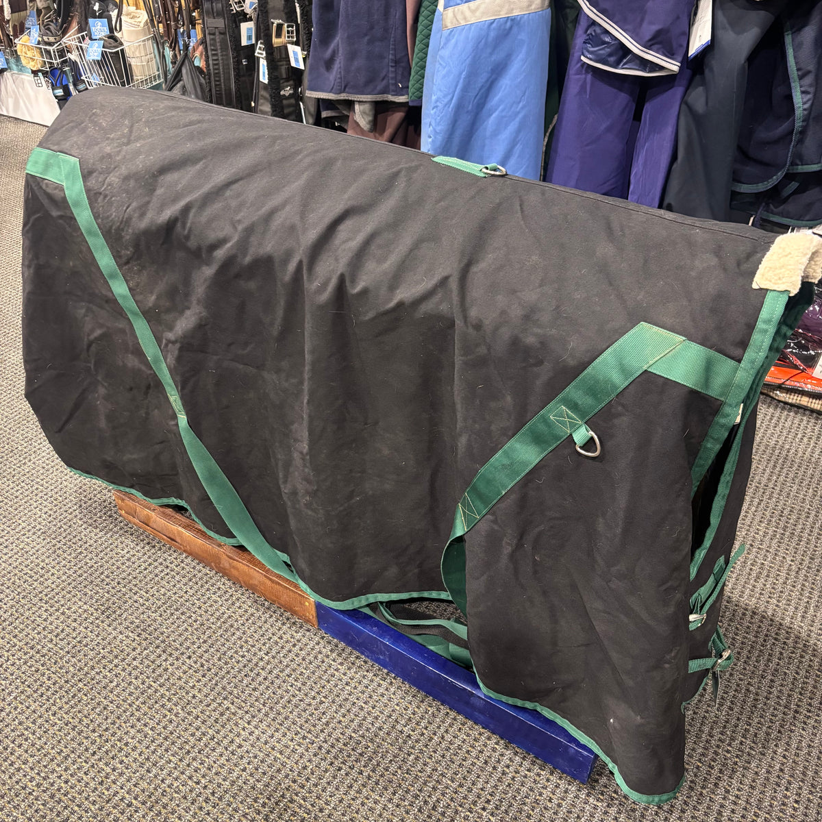 Used 82" Black Weaterbeeta Fleece Lined Stable Blanket