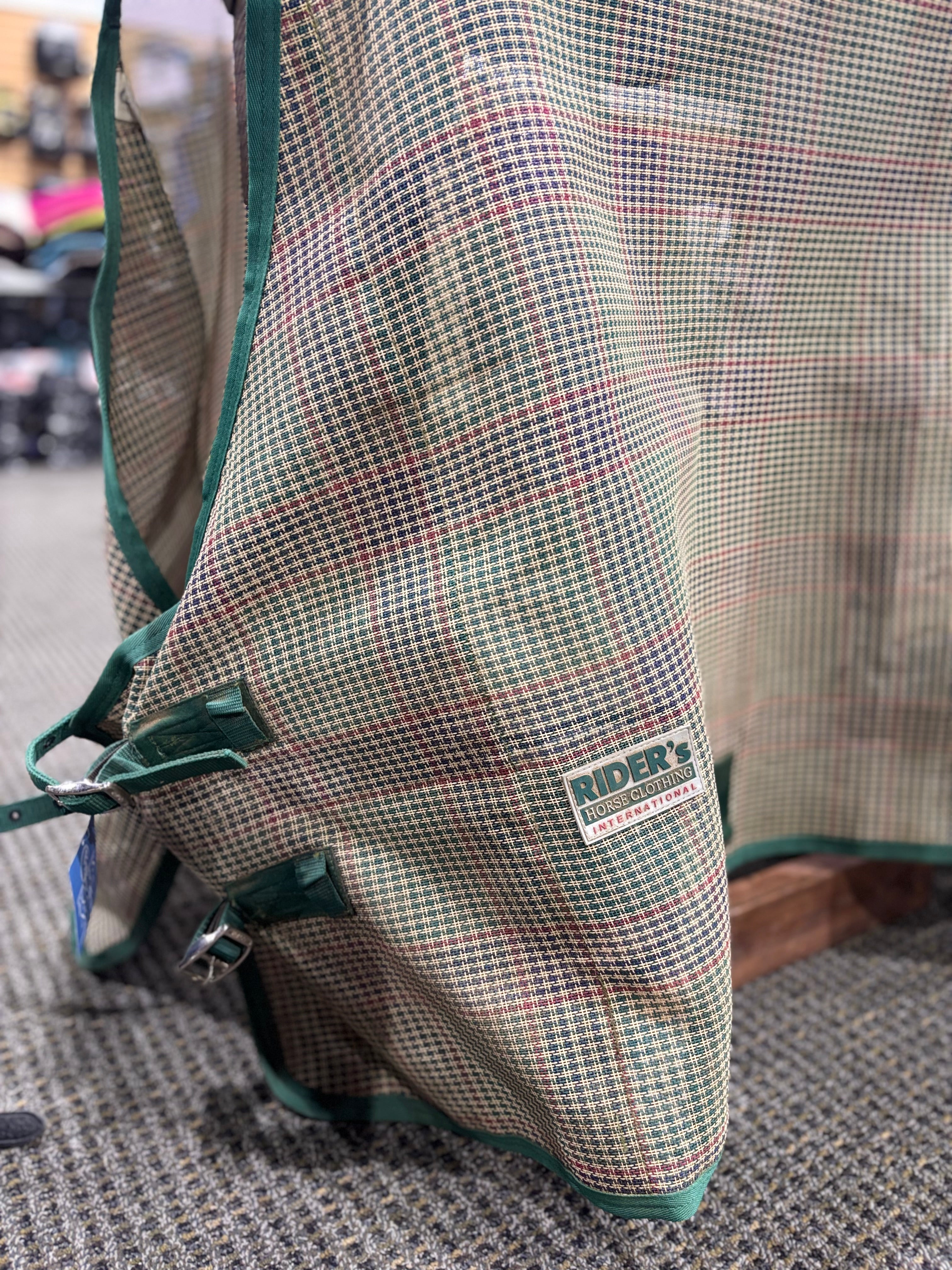 Used 78" Green/Plaid Fly Sheet