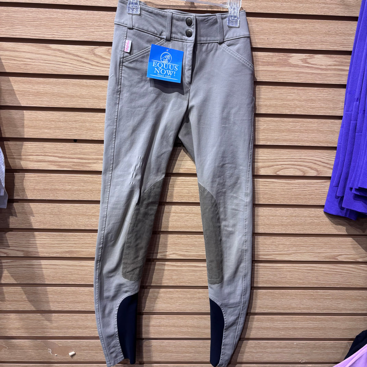 Used 22 Tan Tailored Sportsman Knee Patch Breeches