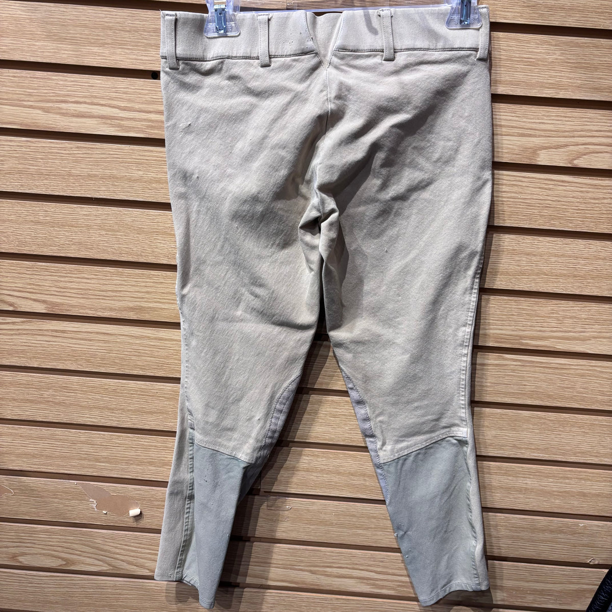 Used 26R Tan Ariat Breeches