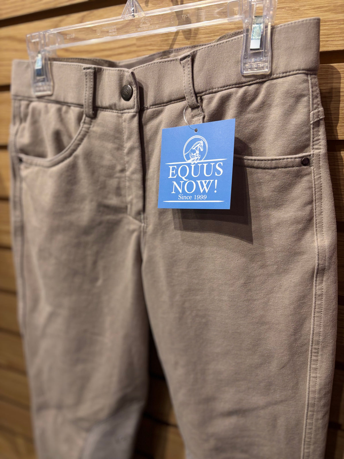 Used 24R Tan Ovation SoftFlex Knee Patch Breeches